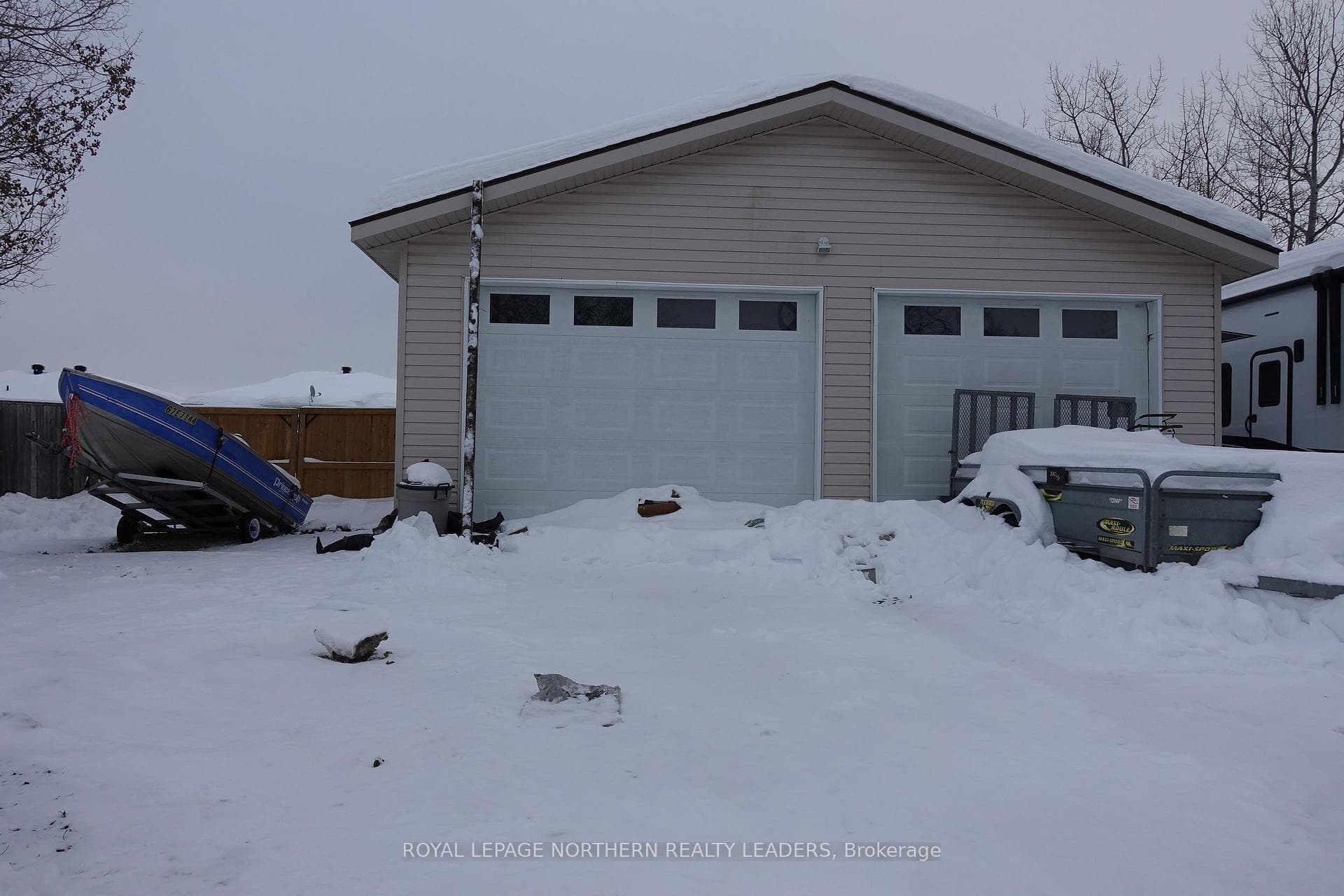 91 Majestic Drive photo 2