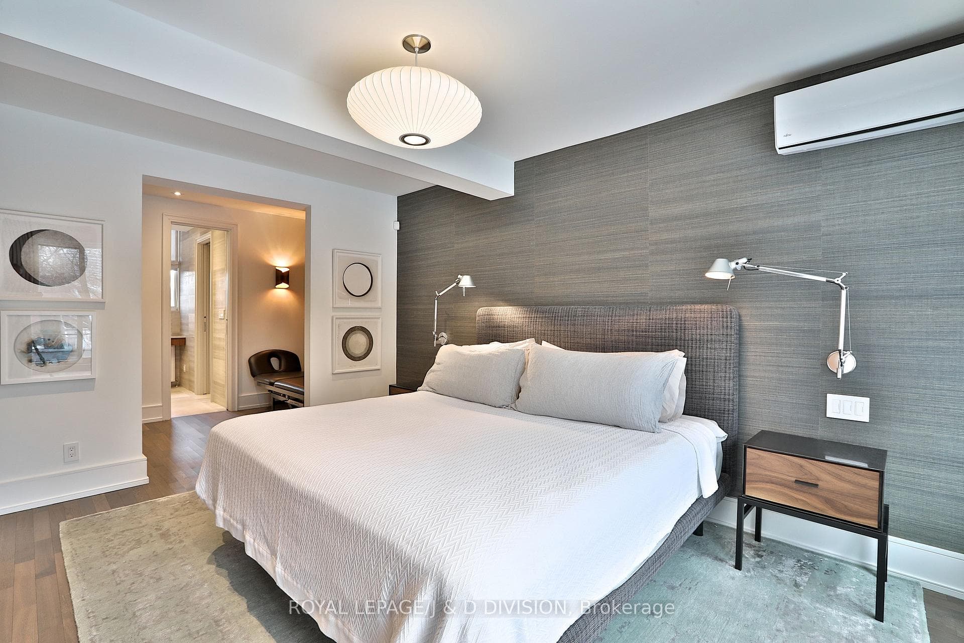 3rd floor suite