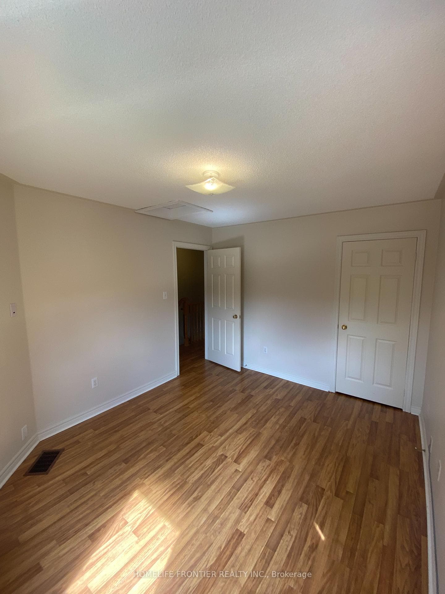 135 Primeau Drive photo 16