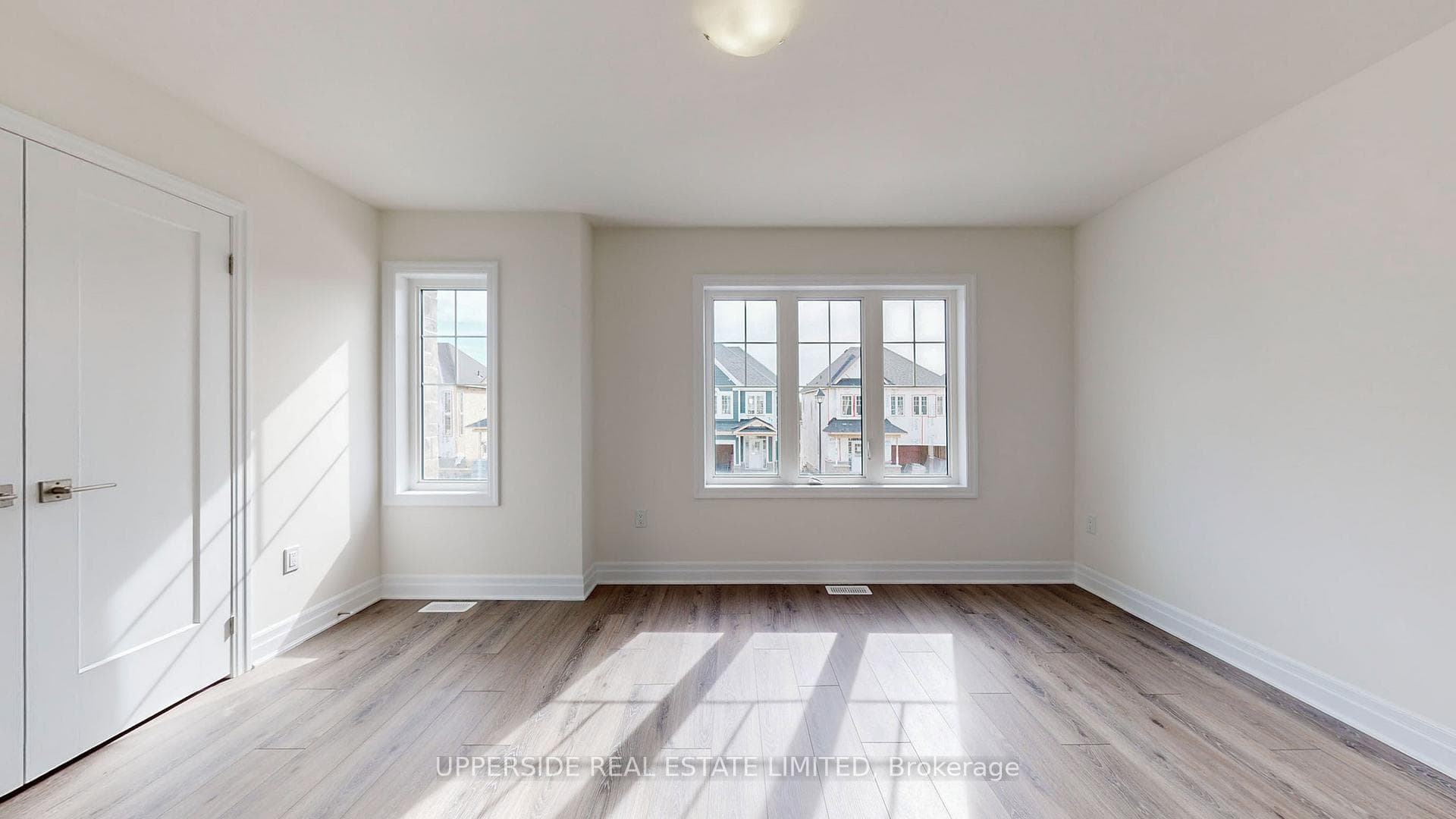 17 Shapira Avenue photo 28