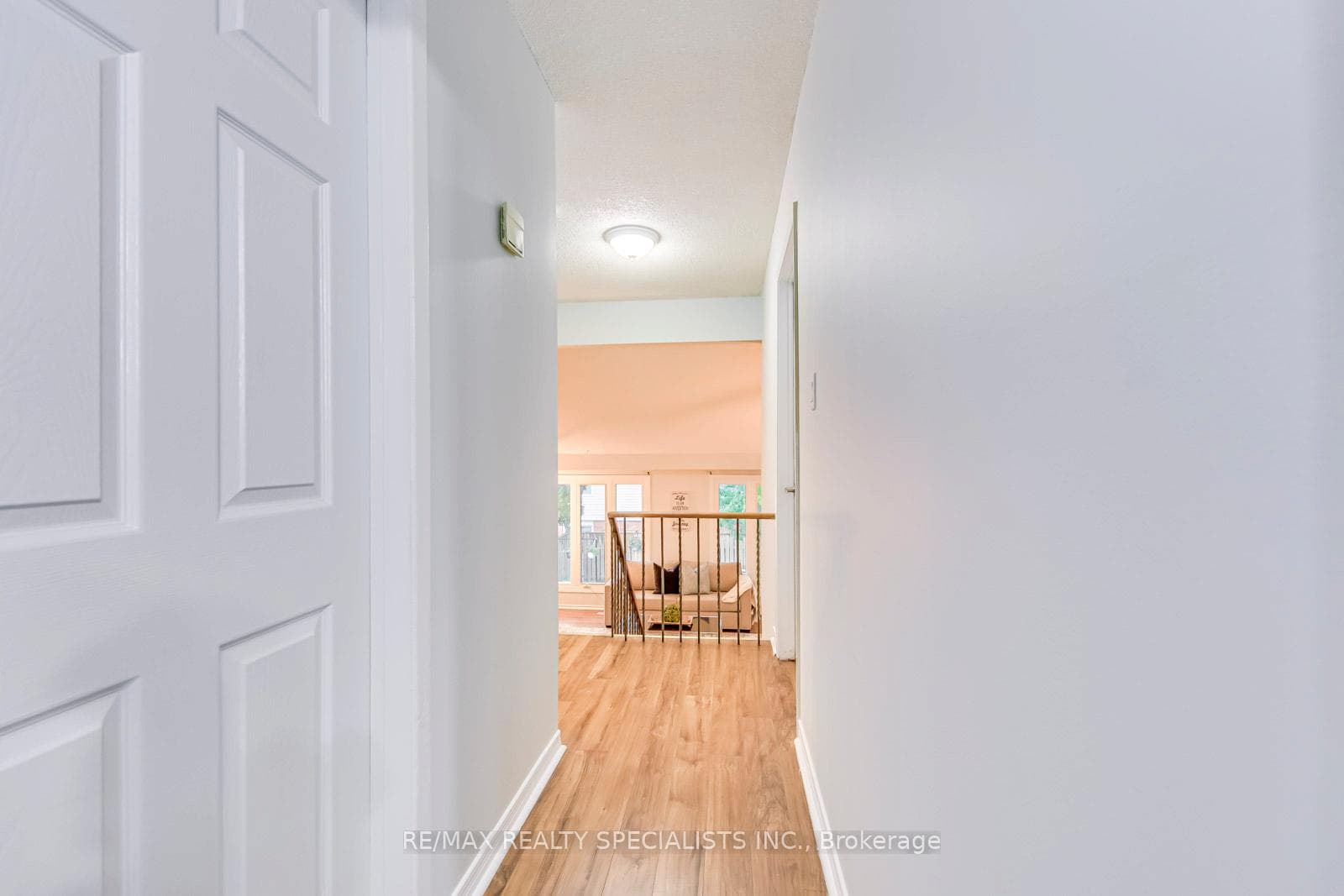 48 Camberley Crescent photo 15
