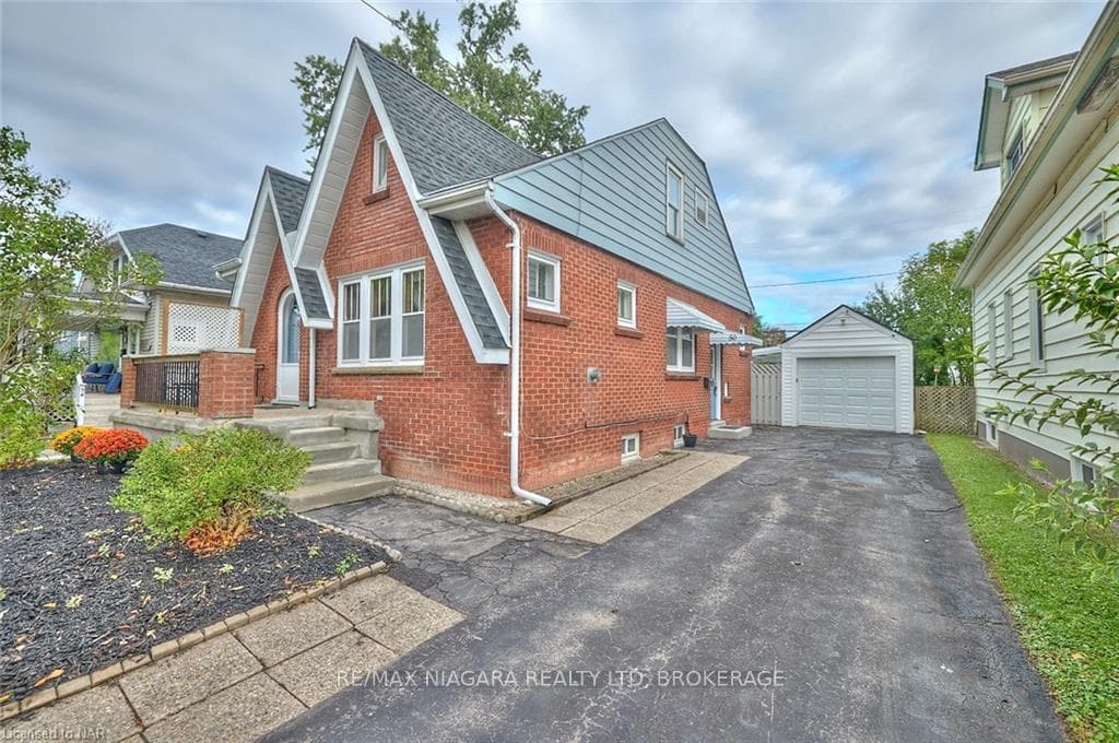 50 RICELAND Avenue photo 2