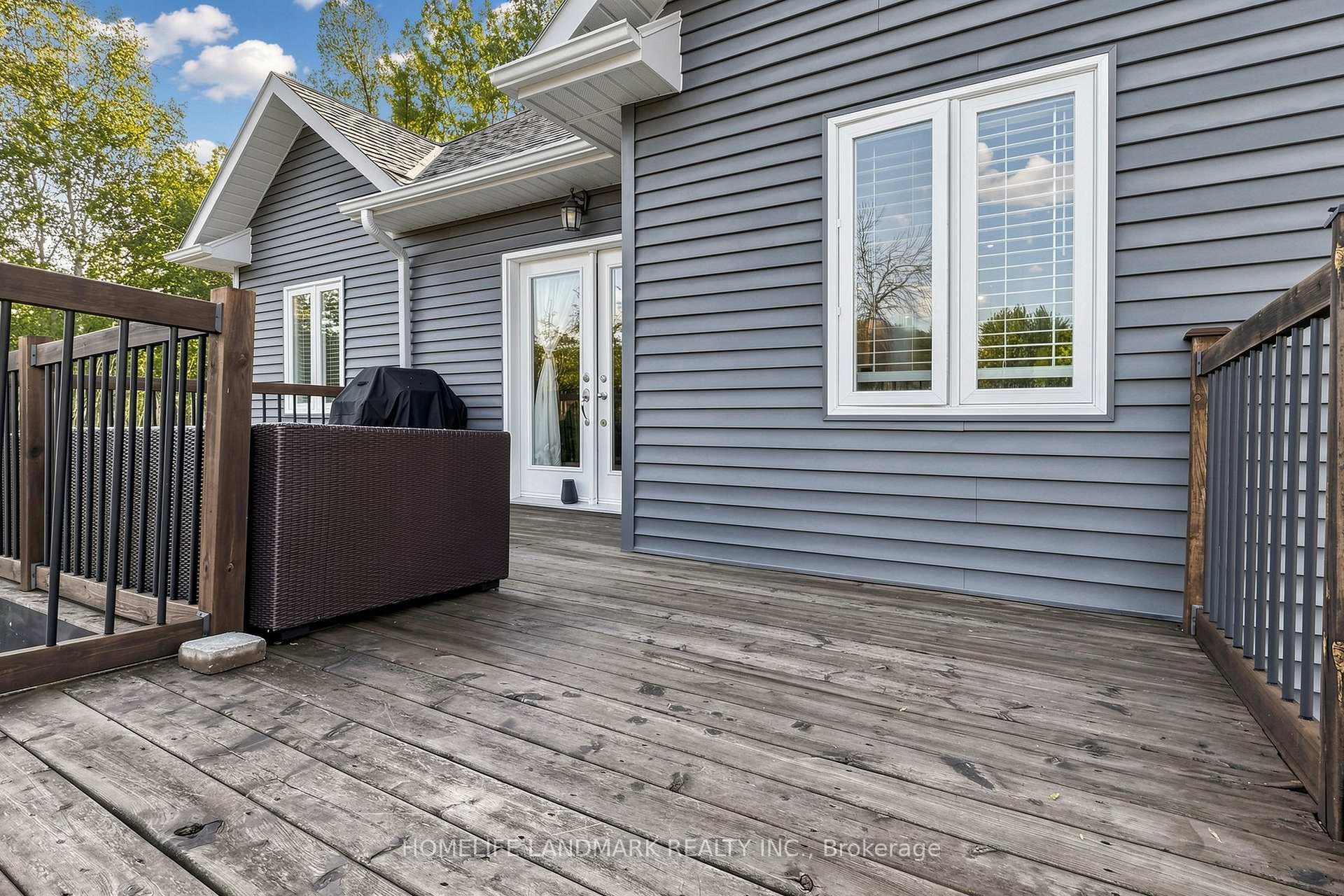 61 Irving Drive photo 40