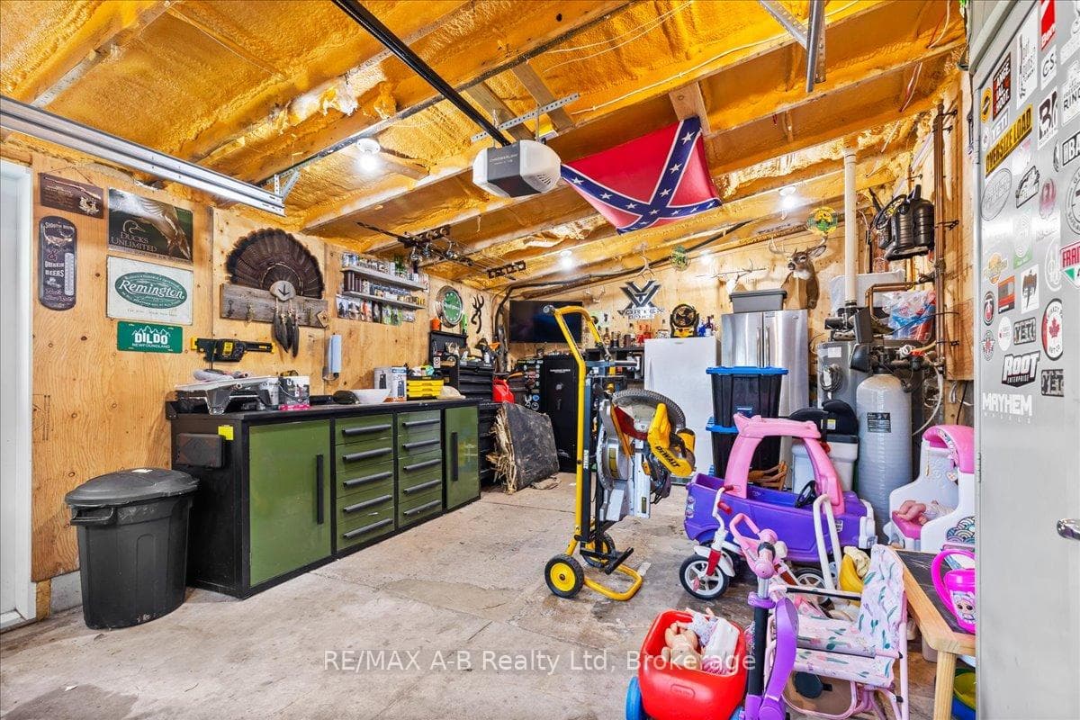 138 Ash Street photo 27