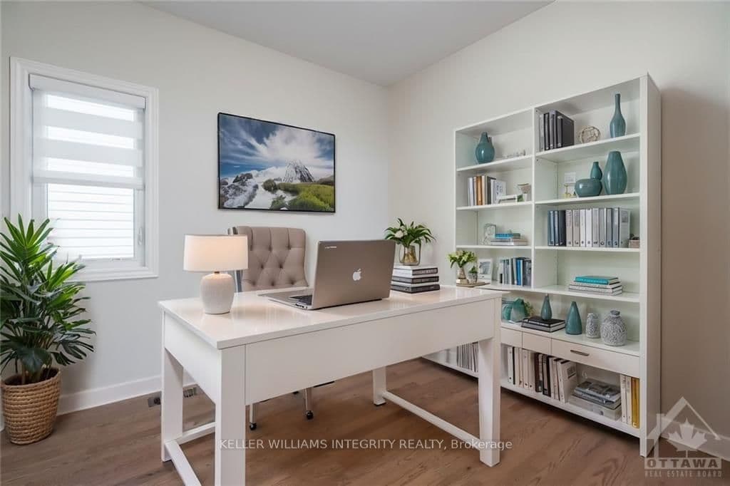 1100 BECKETT Crescent photo 6