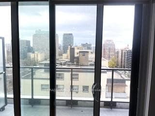 609 Avenue Road Unit 1206 photo 6