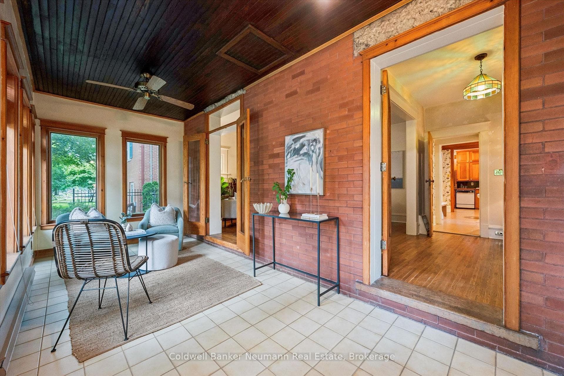 53 Hillcrest Drive photo 6