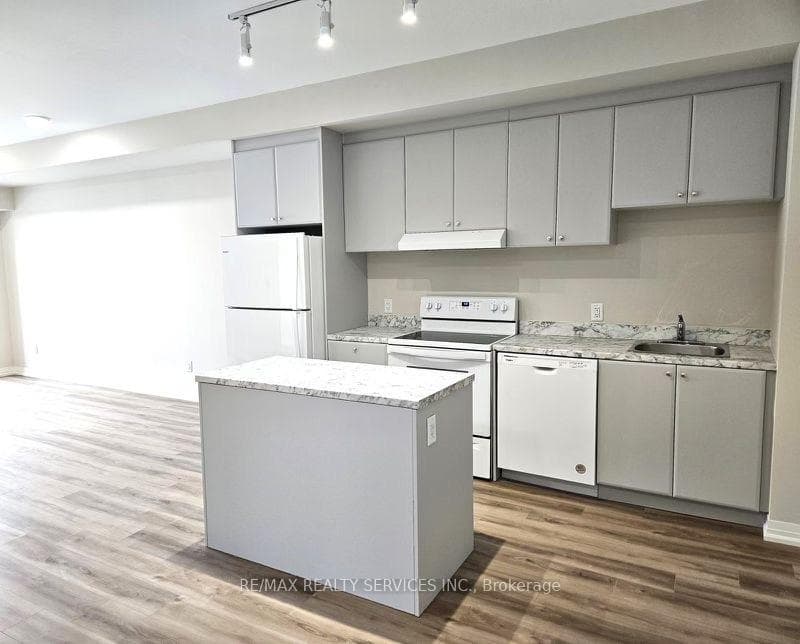50 Herrick Avenue Unit 104 photo 7