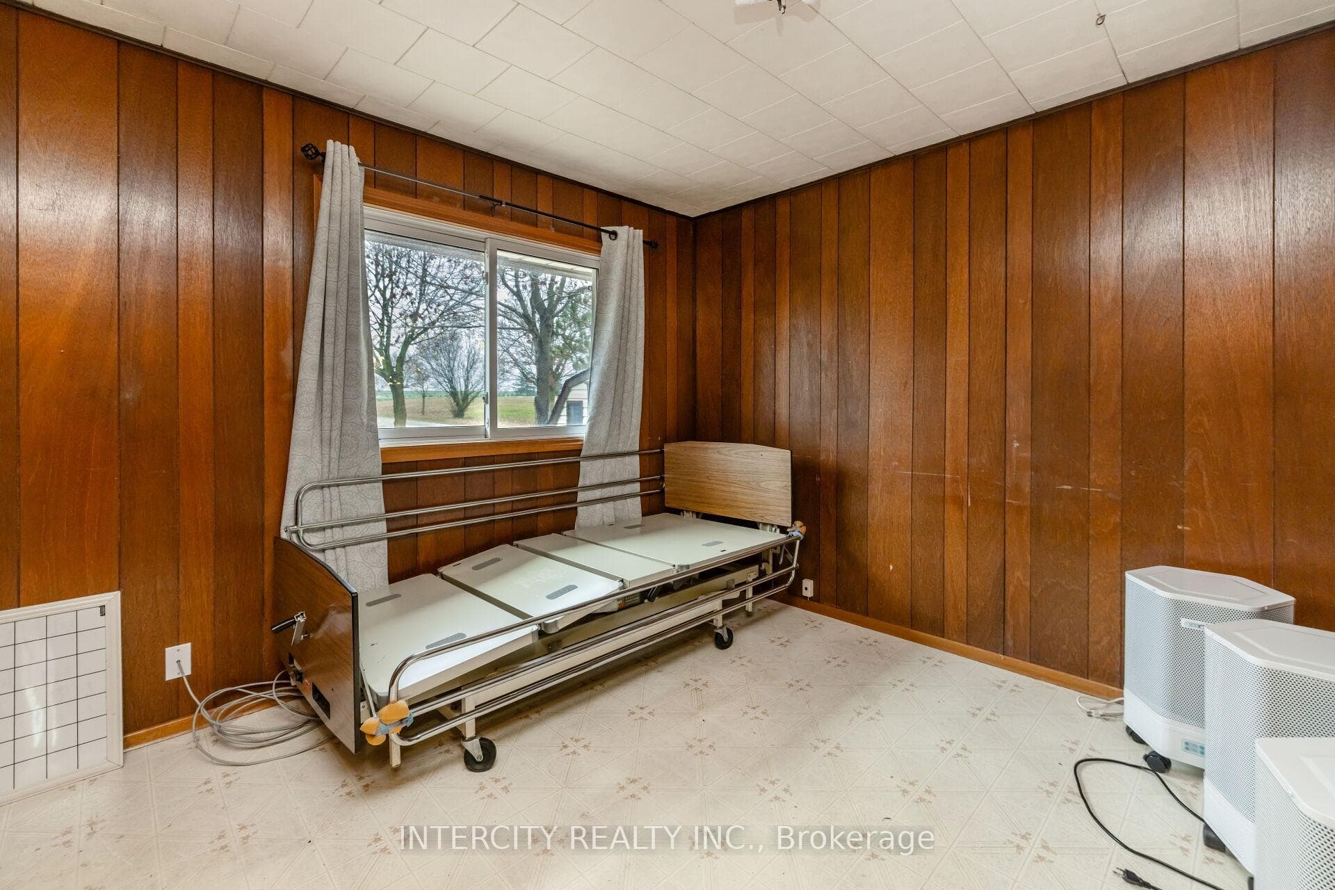6369 Wellington 9 Road photo 19