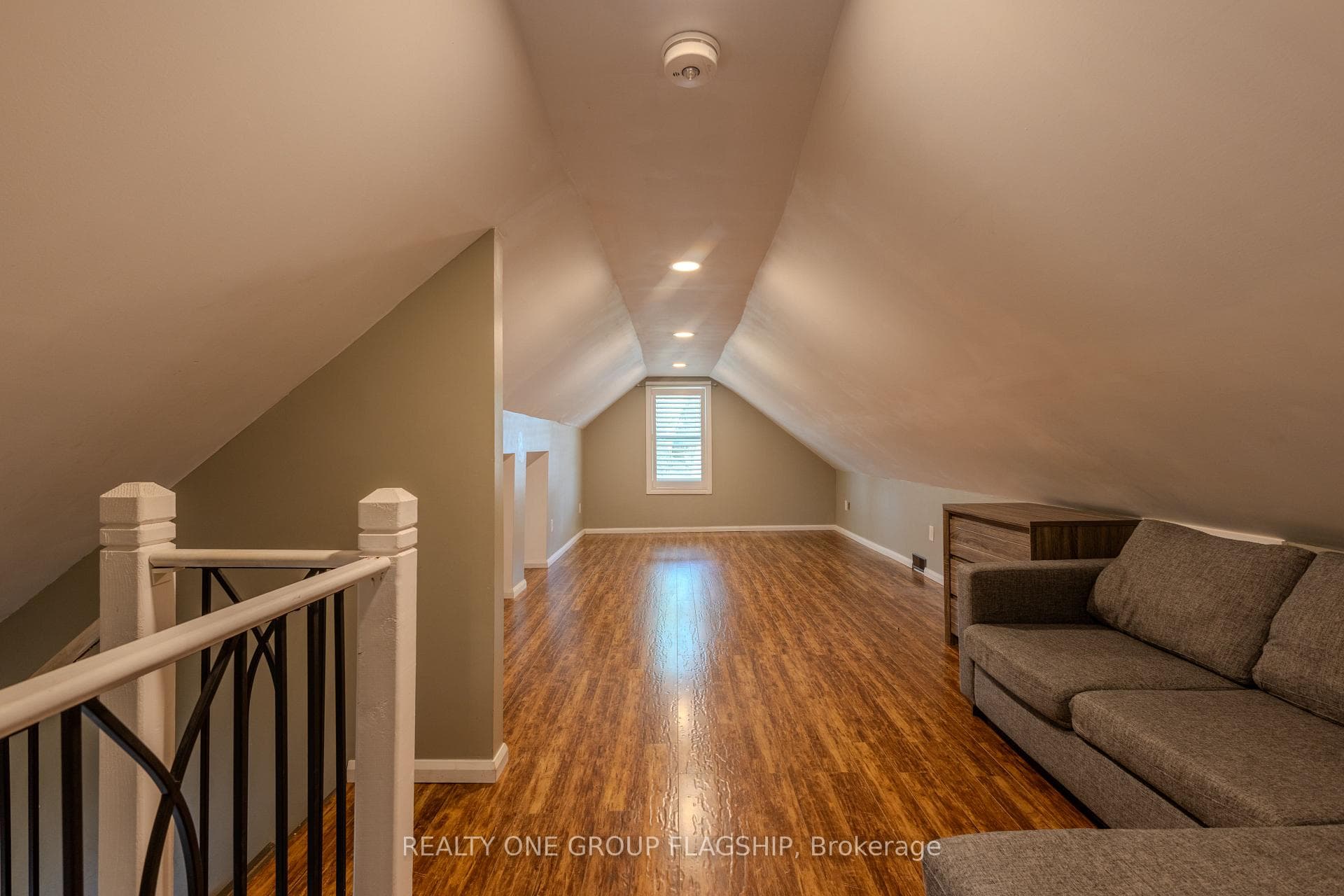 4774 THIRD Avenue photo 19
