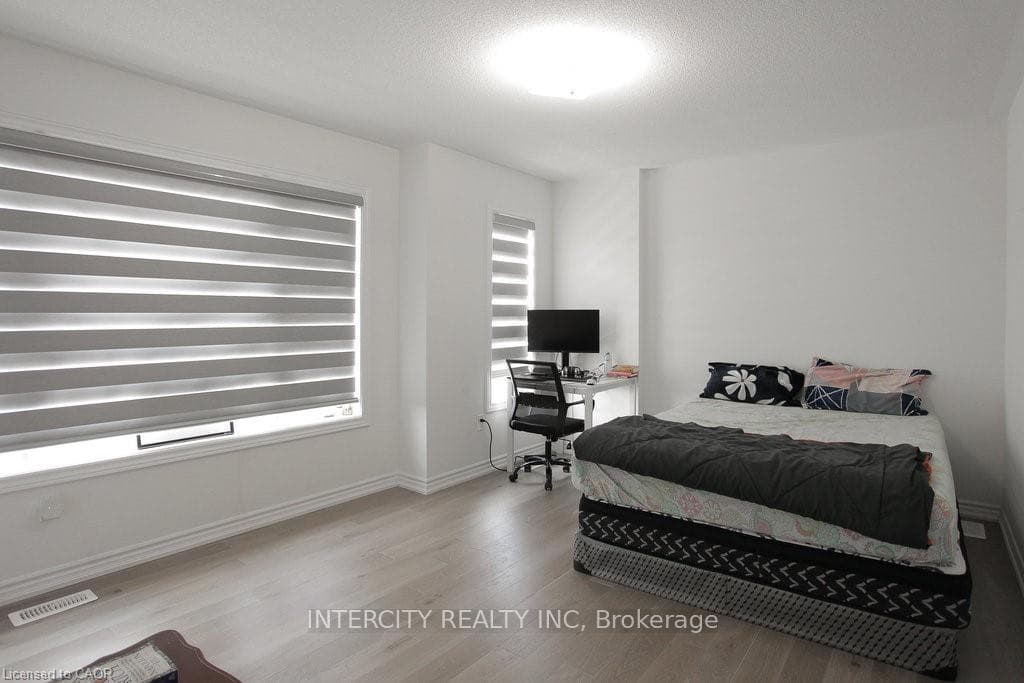 110 DURHAM AVENUE Avenue photo 11