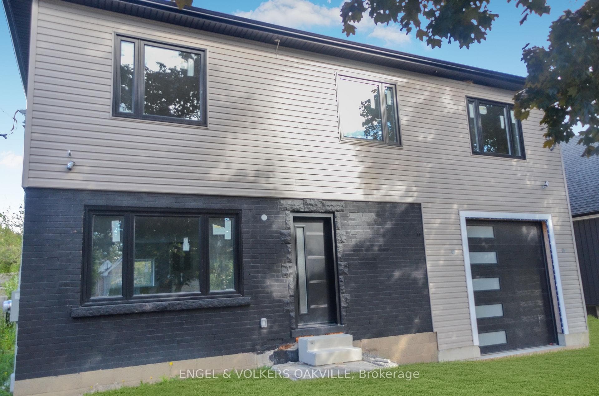 27 Seven Oaks Drive photo 2