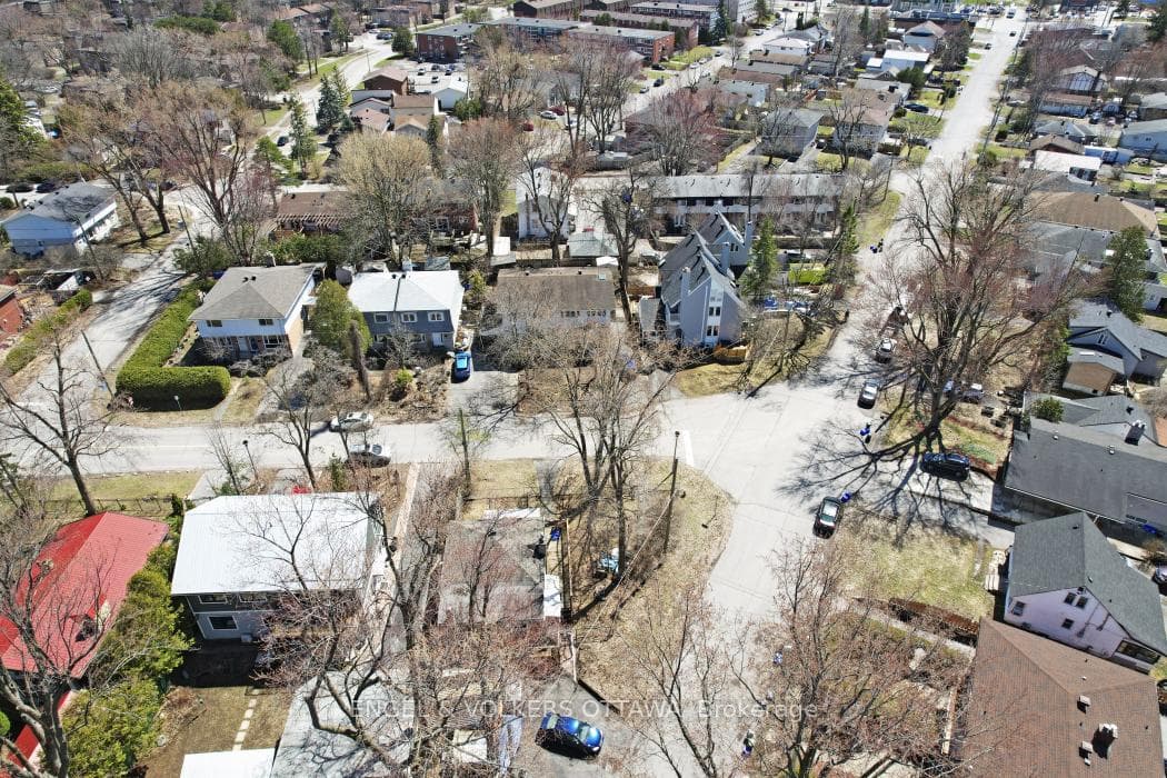 72 Scrivens Street photo 5