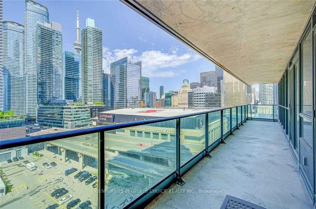 33 Bay Street Unit 1403 photo 23