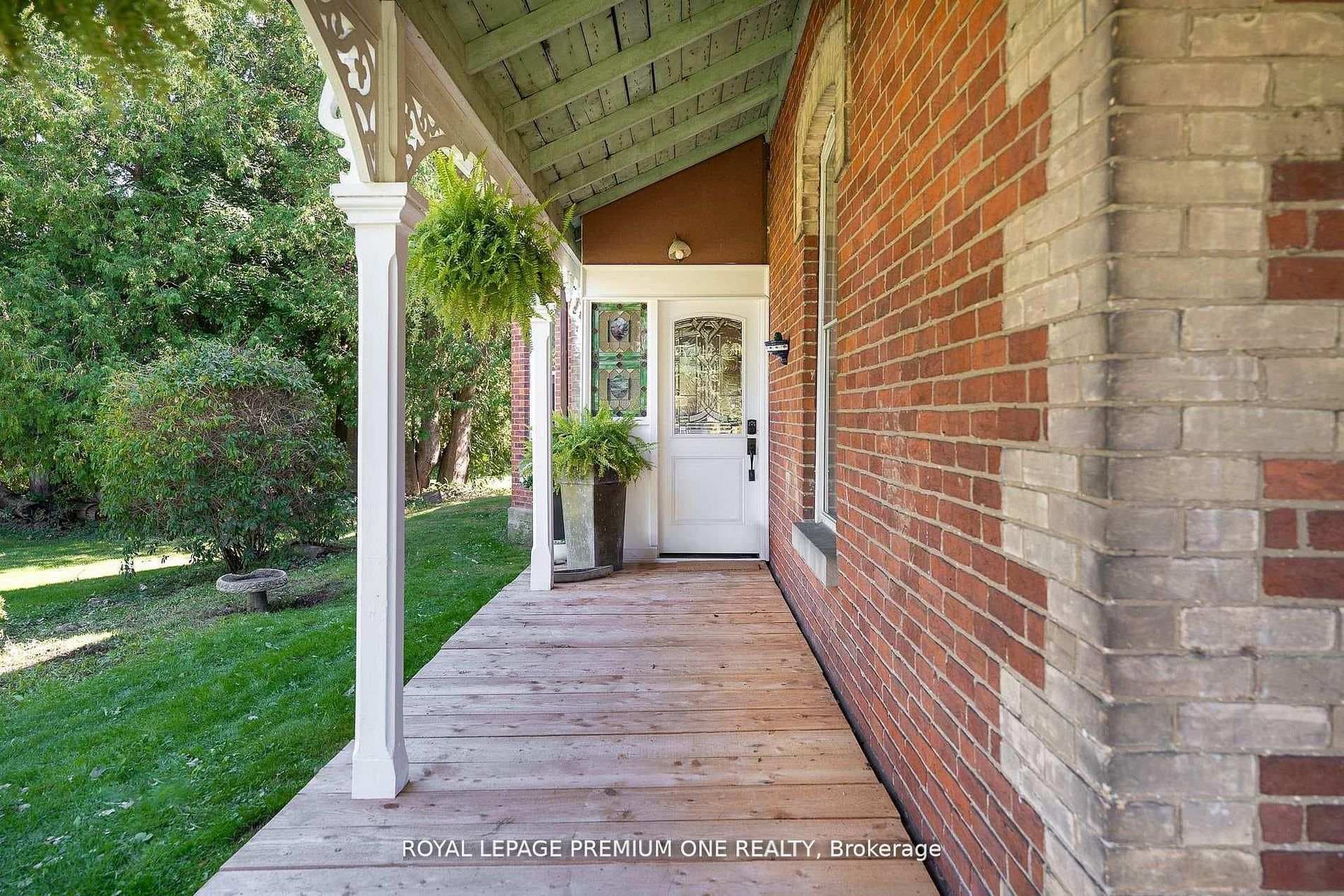 14650 Heart Lake Road photo 5