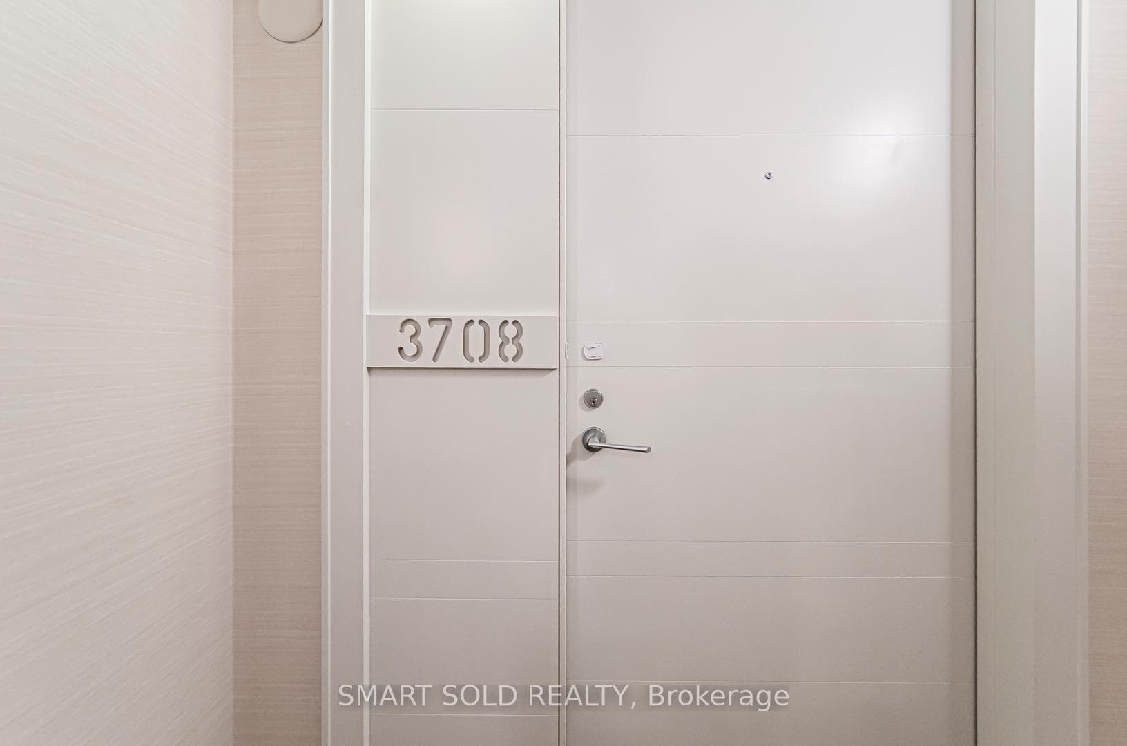 38 grenville Street Unit 3708 photo 3
