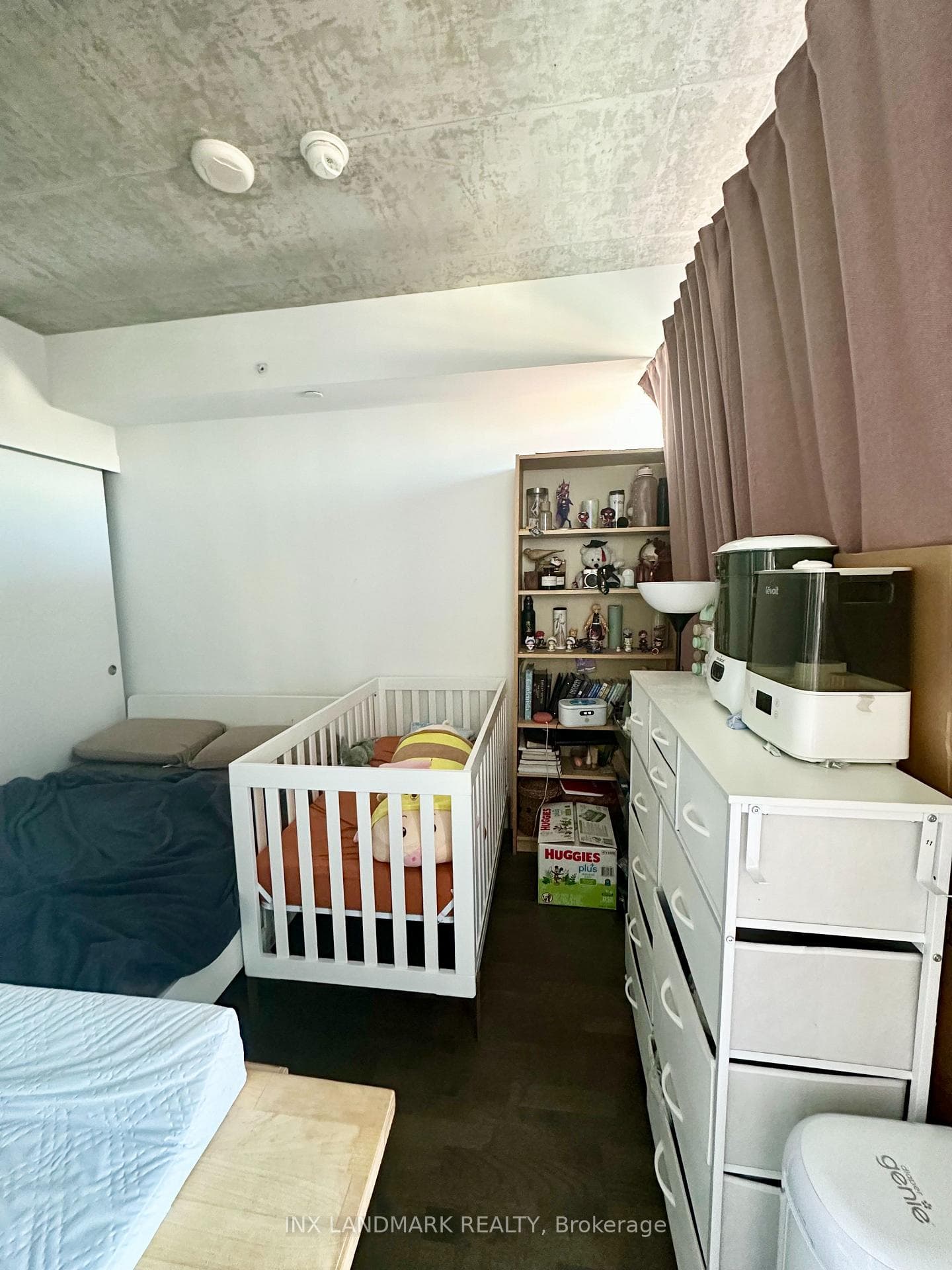 185 Roehampton Avenue Unit 1308 photo 5