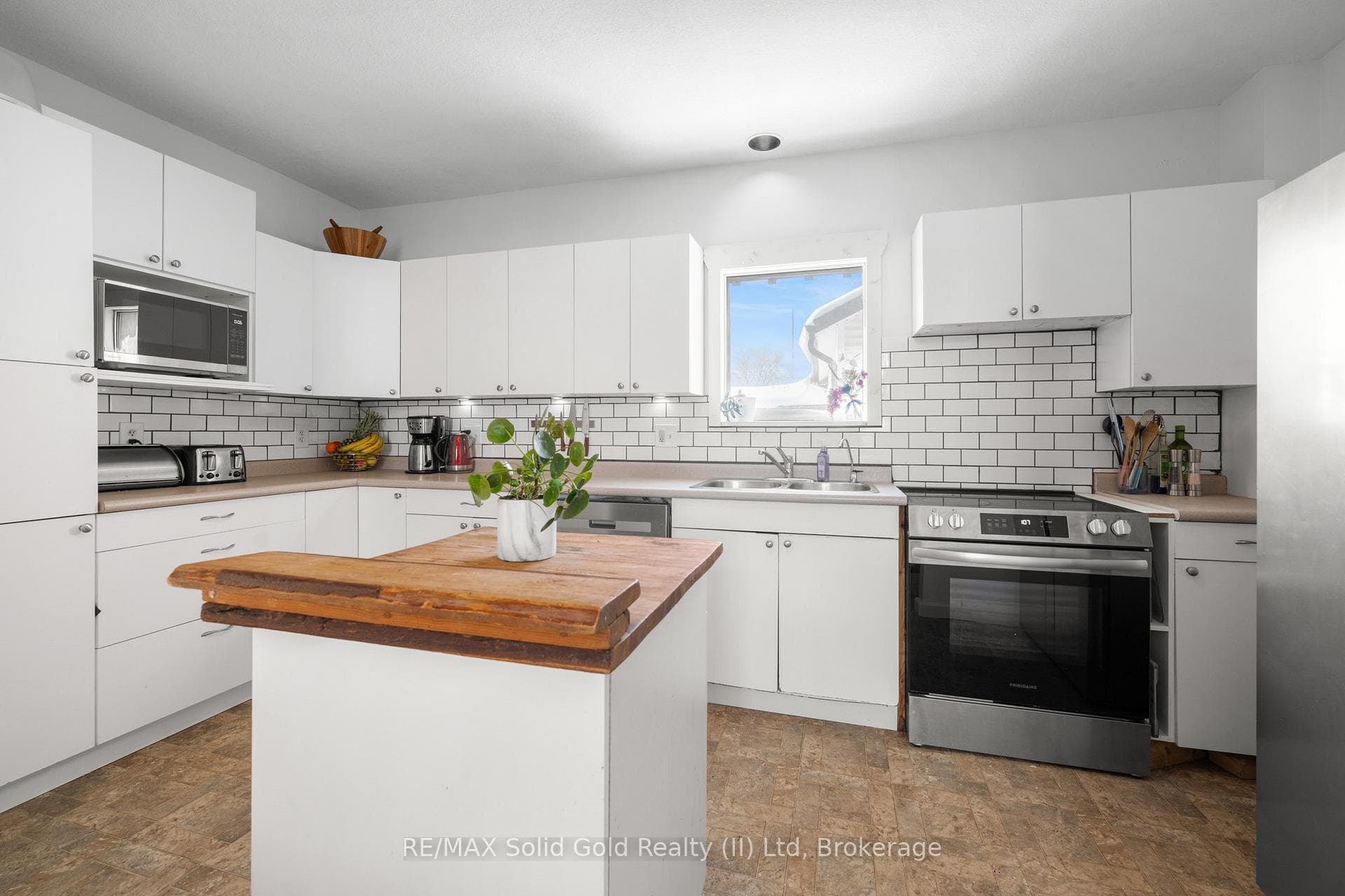 50 Isabella Street photo 6