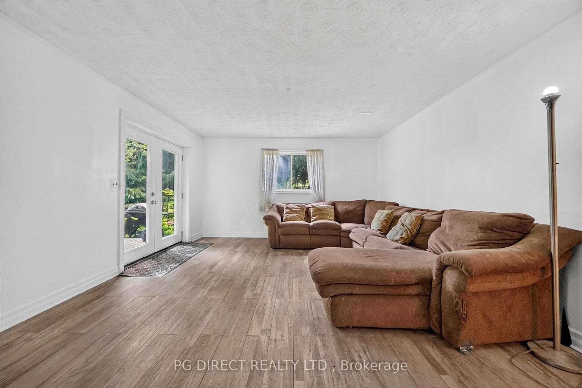 120 Aldred Drive photo 6