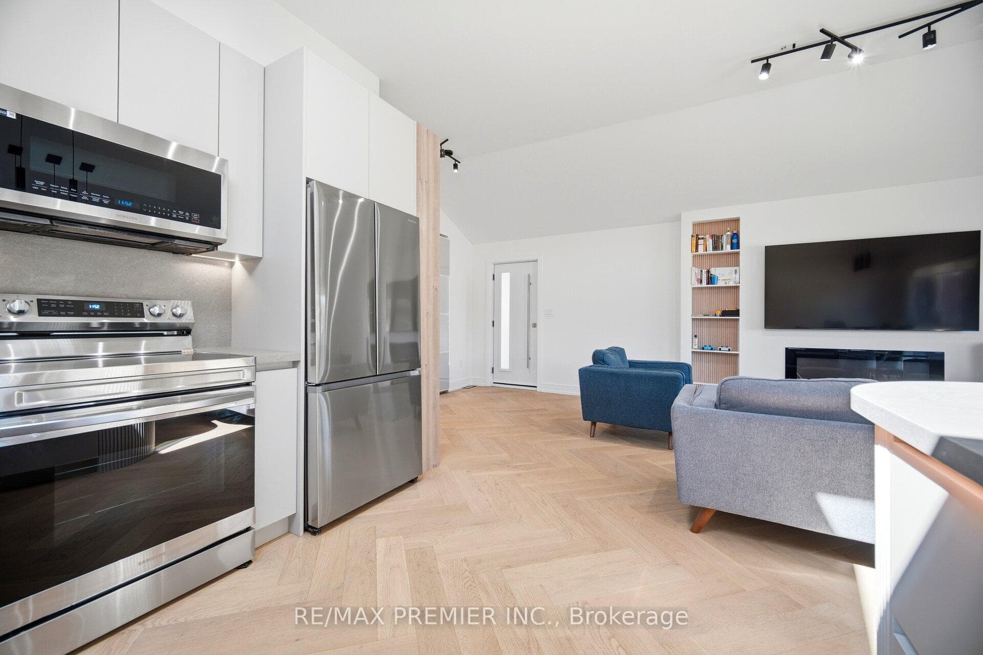 19 Jacinta Drive photo 10
