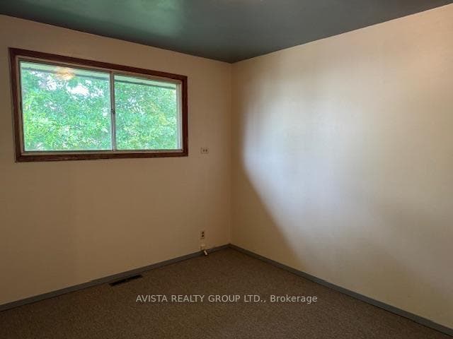 129 Spruce Court photo 14
