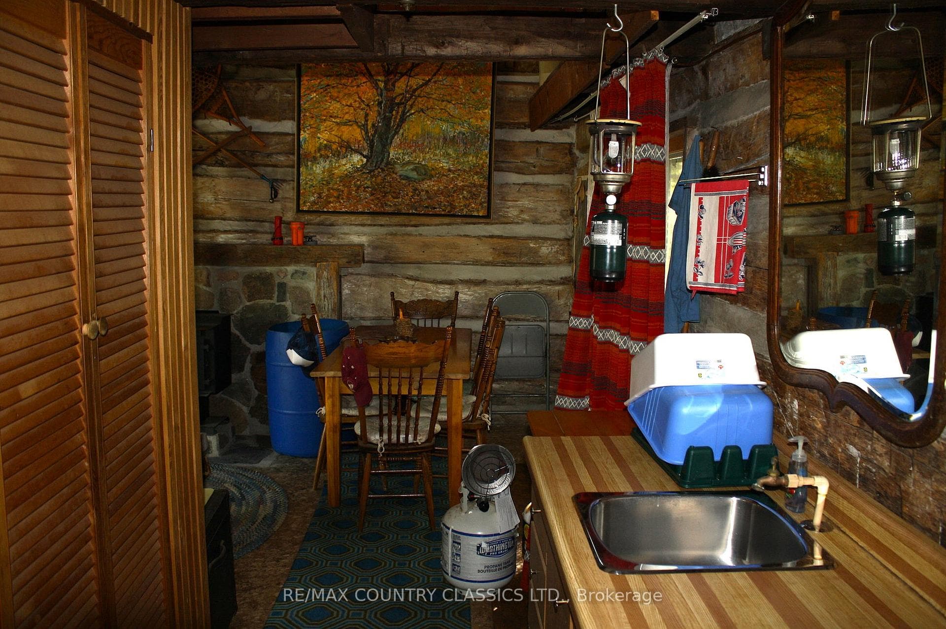 1060 Little Ireland Road photo 15