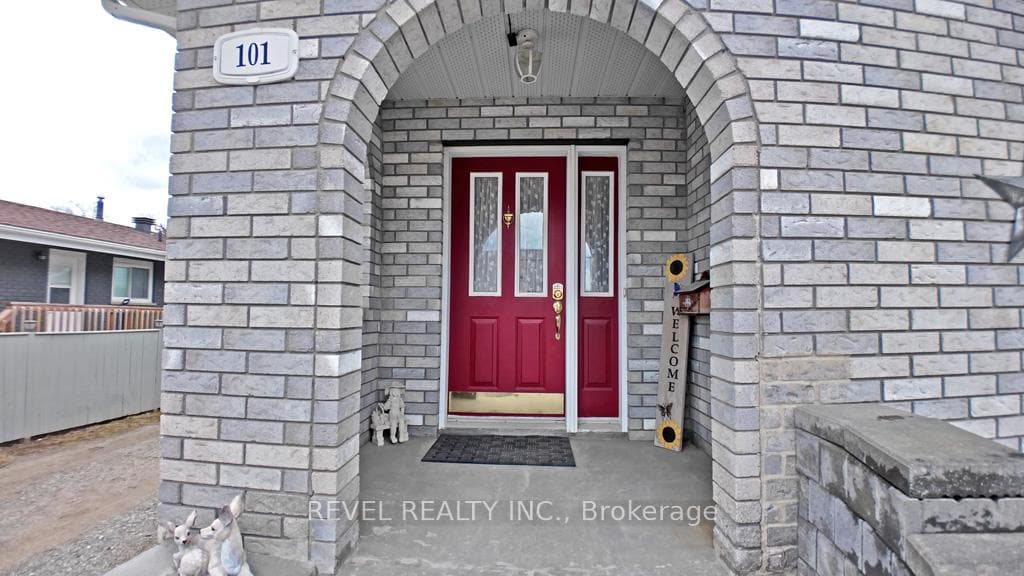 101 Bloor Avenue photo 6