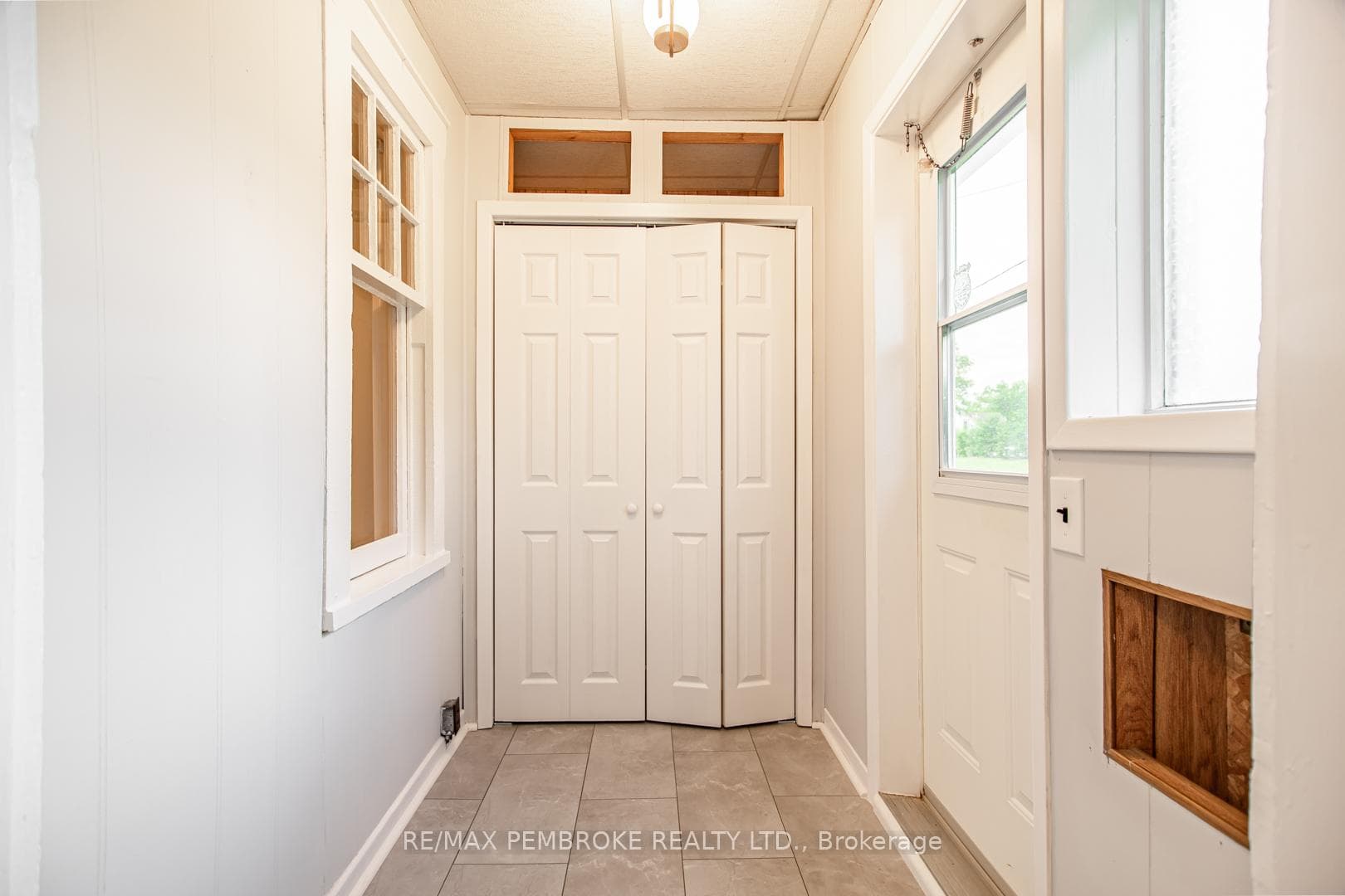 507 Moore Street photo 13