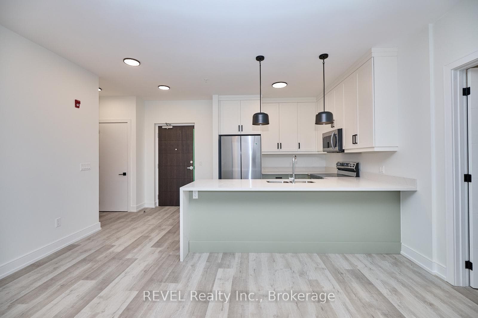 300B FOURTH Avenue Unit 207 photo 5