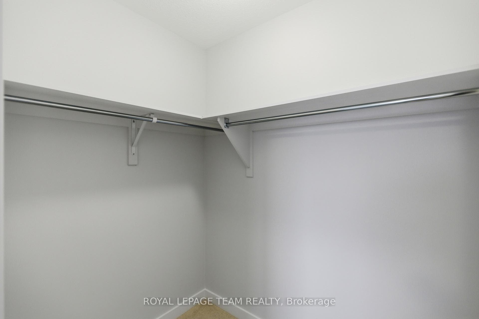 547 Celestine Private photo 18