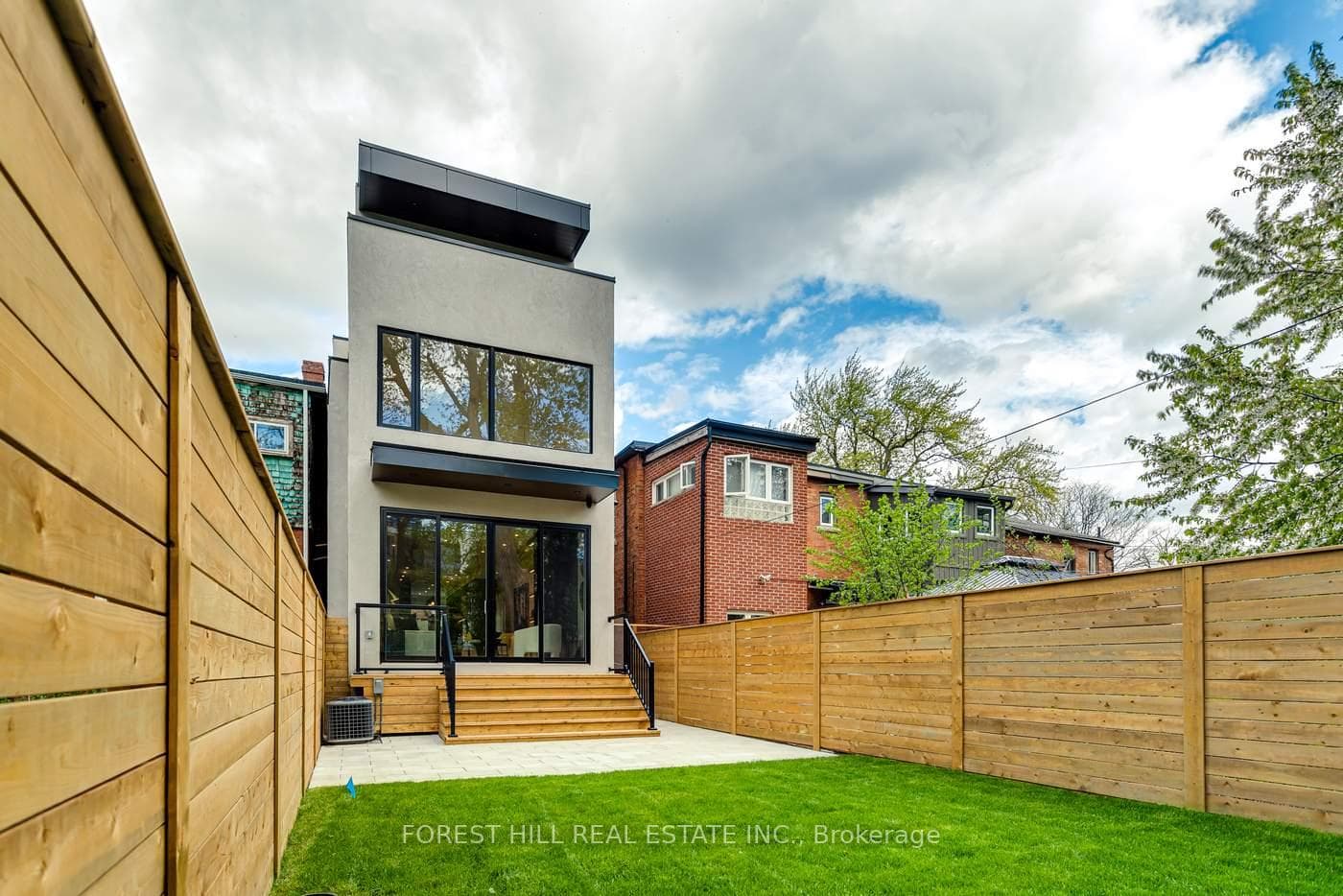 127 Sherwood Avenue photo 39
