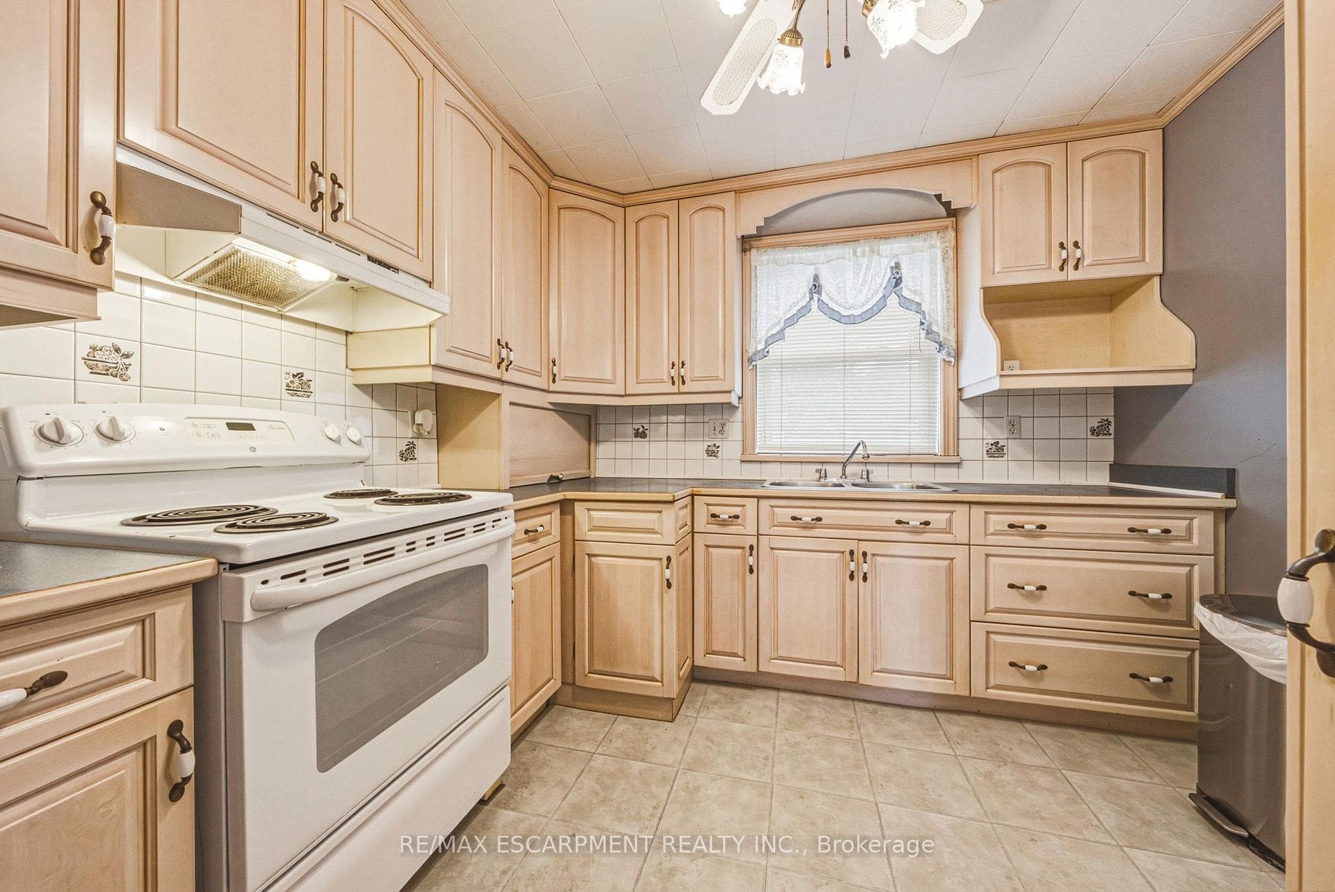 2345 Gibbon Street photo 11