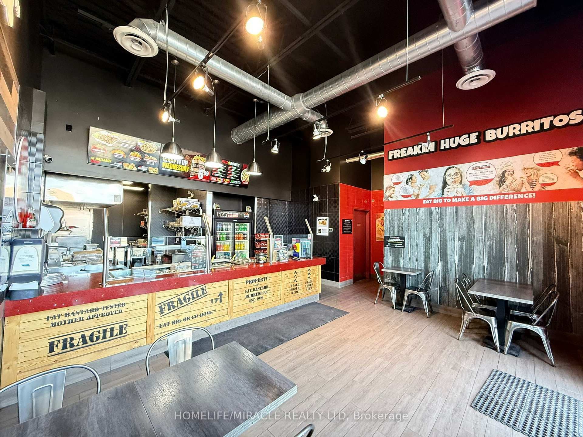 1675 Tenth Line Road photo 4