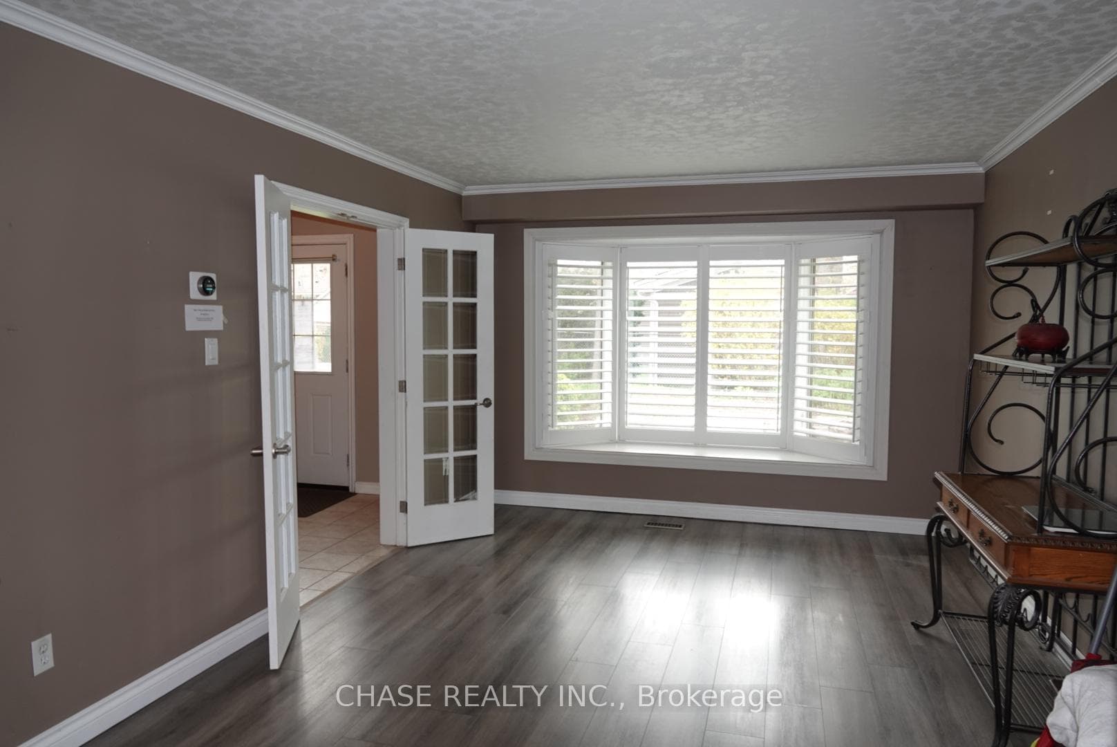 5475 Lakeshore Road Unit 9 photo 13