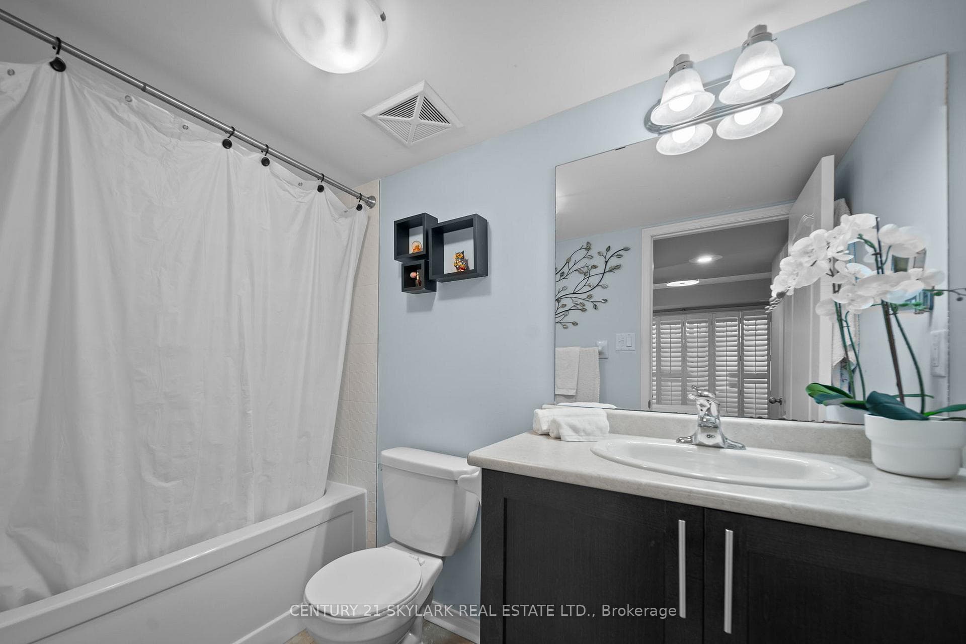5625 Oscar Peterson Boulevard Unit 23 photo 16