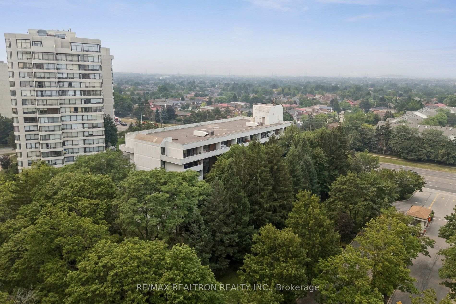 1111 Steeles Avenue Unit 307 photo 43