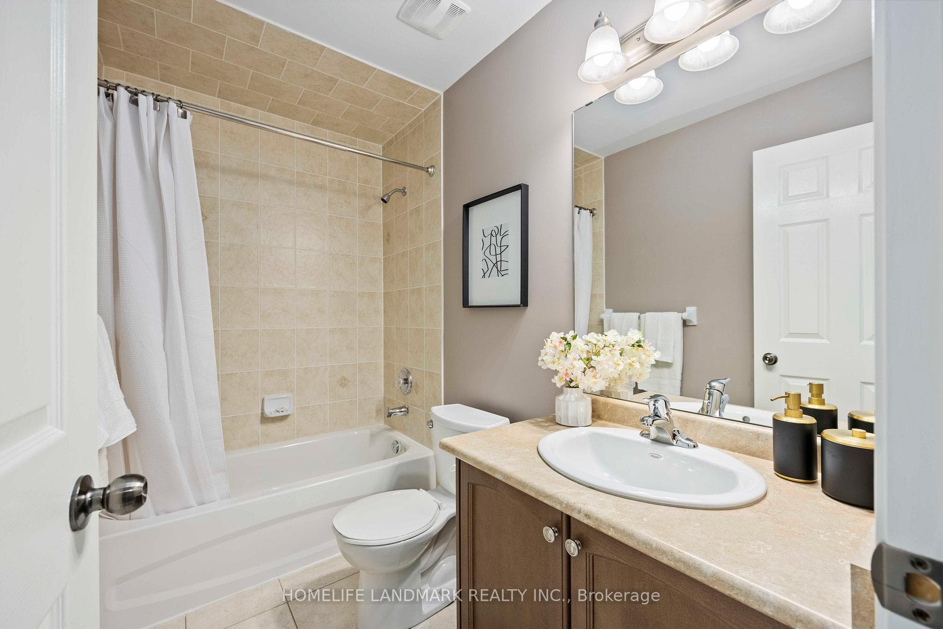 1701 Finch Avenue Unit 70 photo 28
