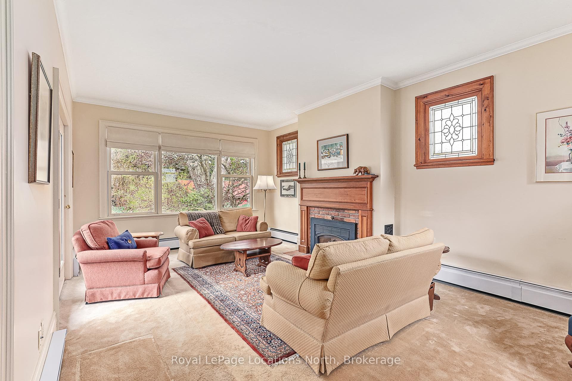 284 Maple Street photo 14