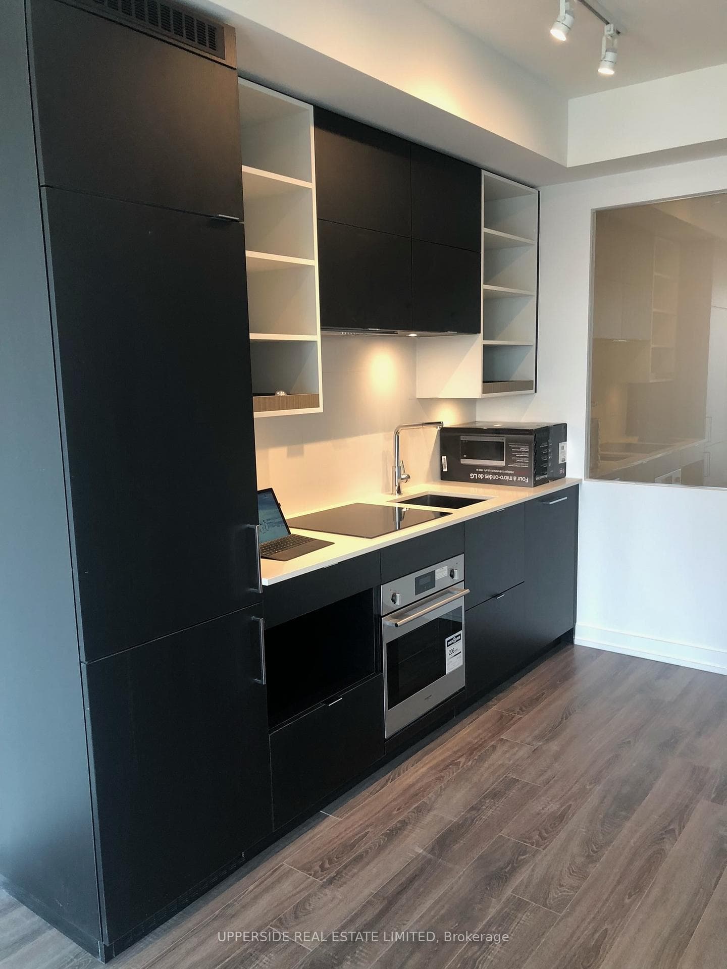20 Edward Street Unit 2714 photo 3