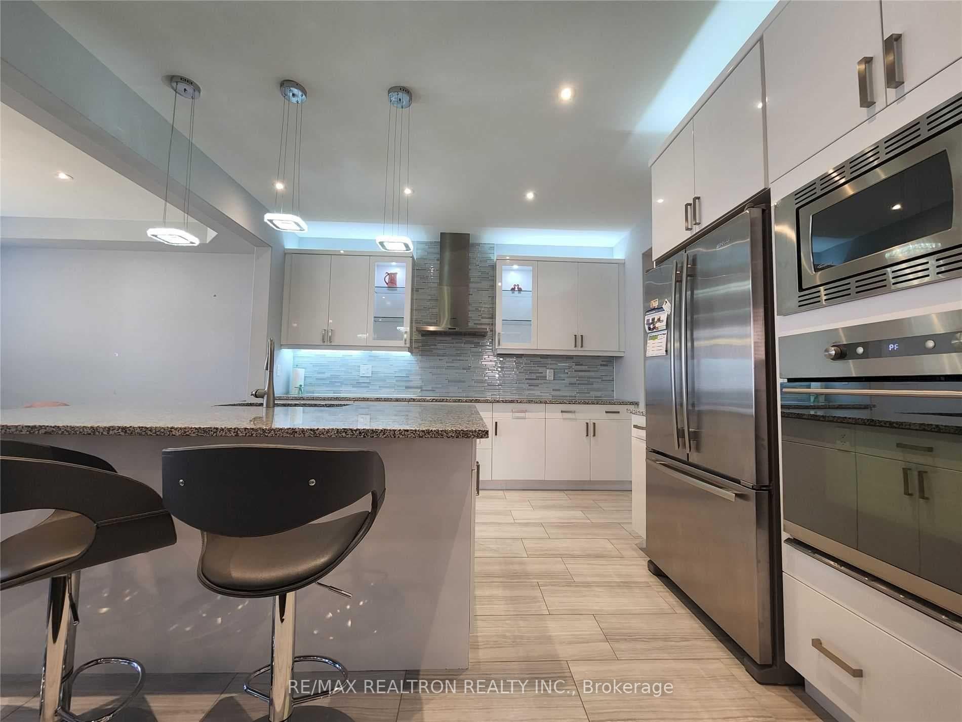 223 Thomas Phillips Drive photo 7
