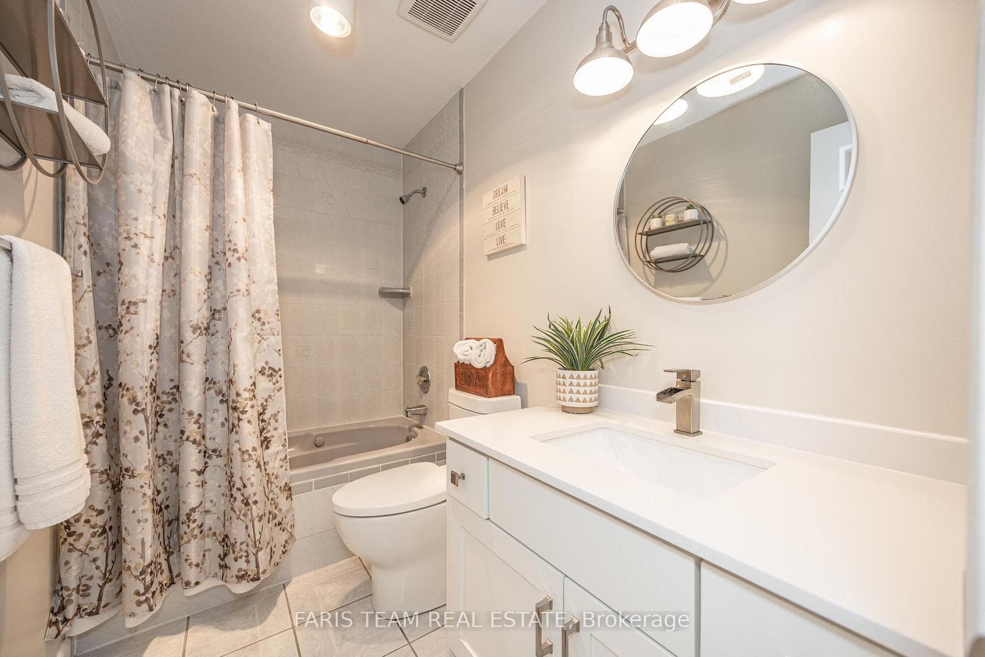 5 Nicholson Crescent photo 16