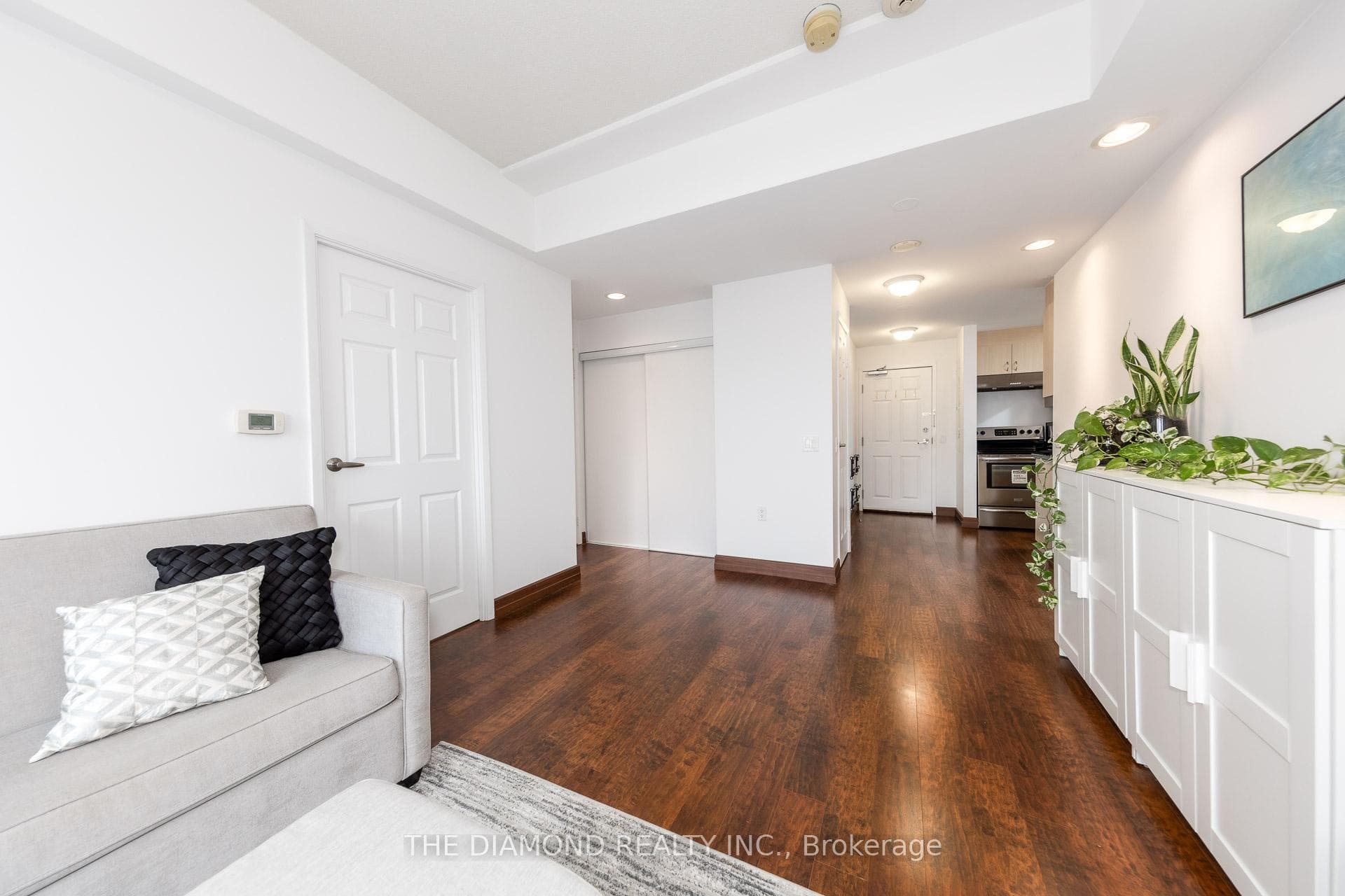 15 Maplewood Avenue Unit PH 5 photo 13