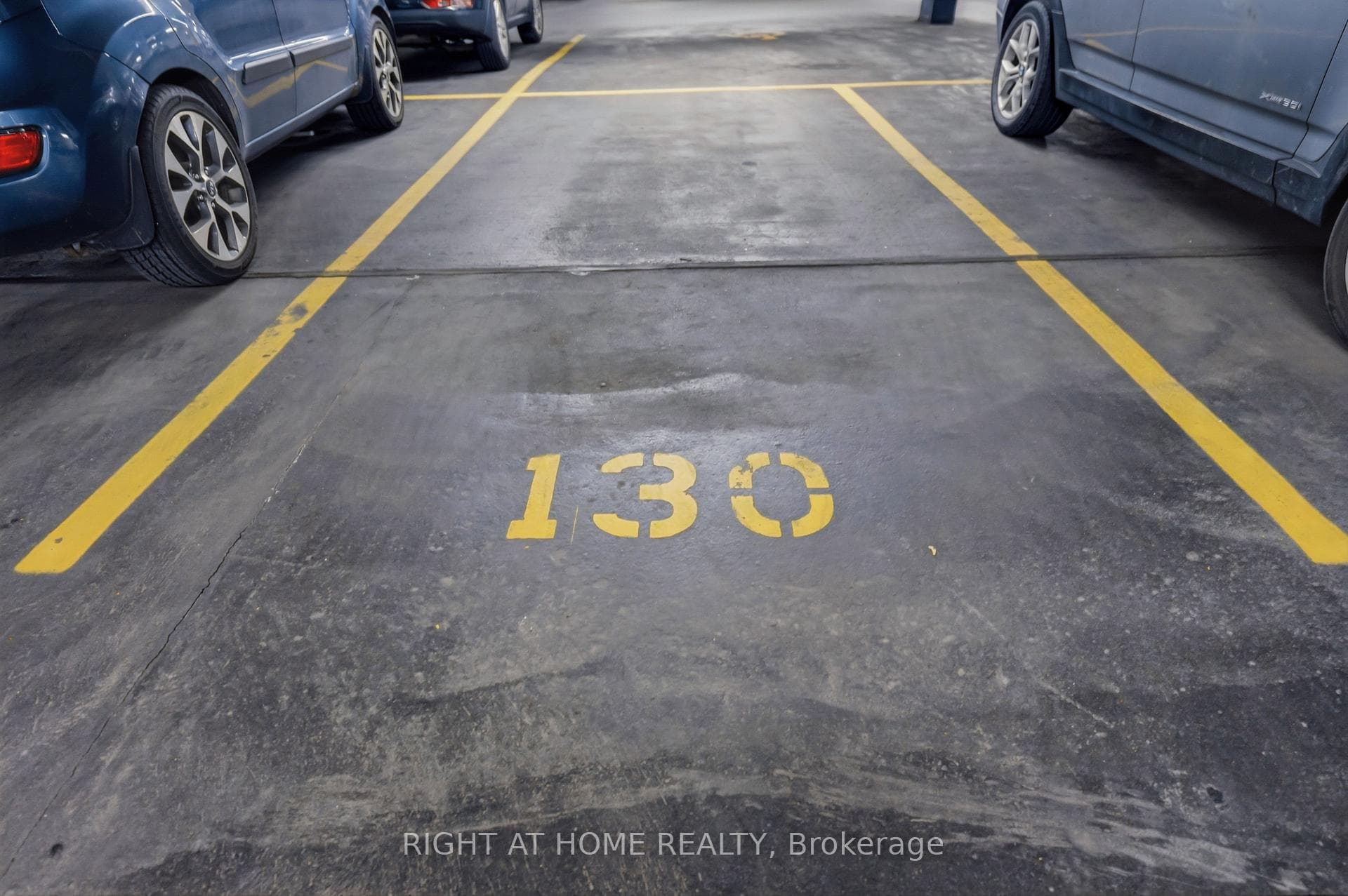 1359 Rathburn Road Unit 1007 photo 26