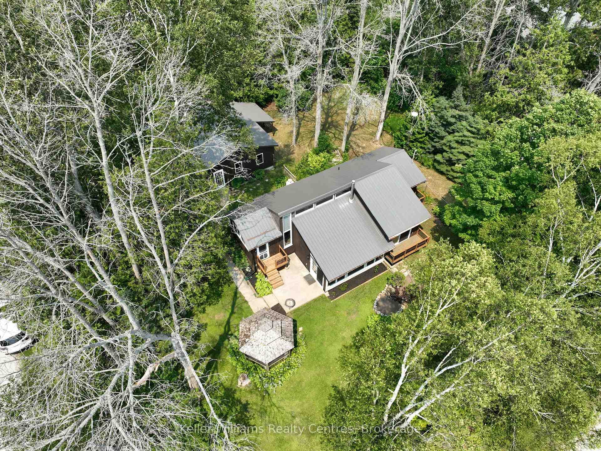 3 Cardinal Avenue photo 1