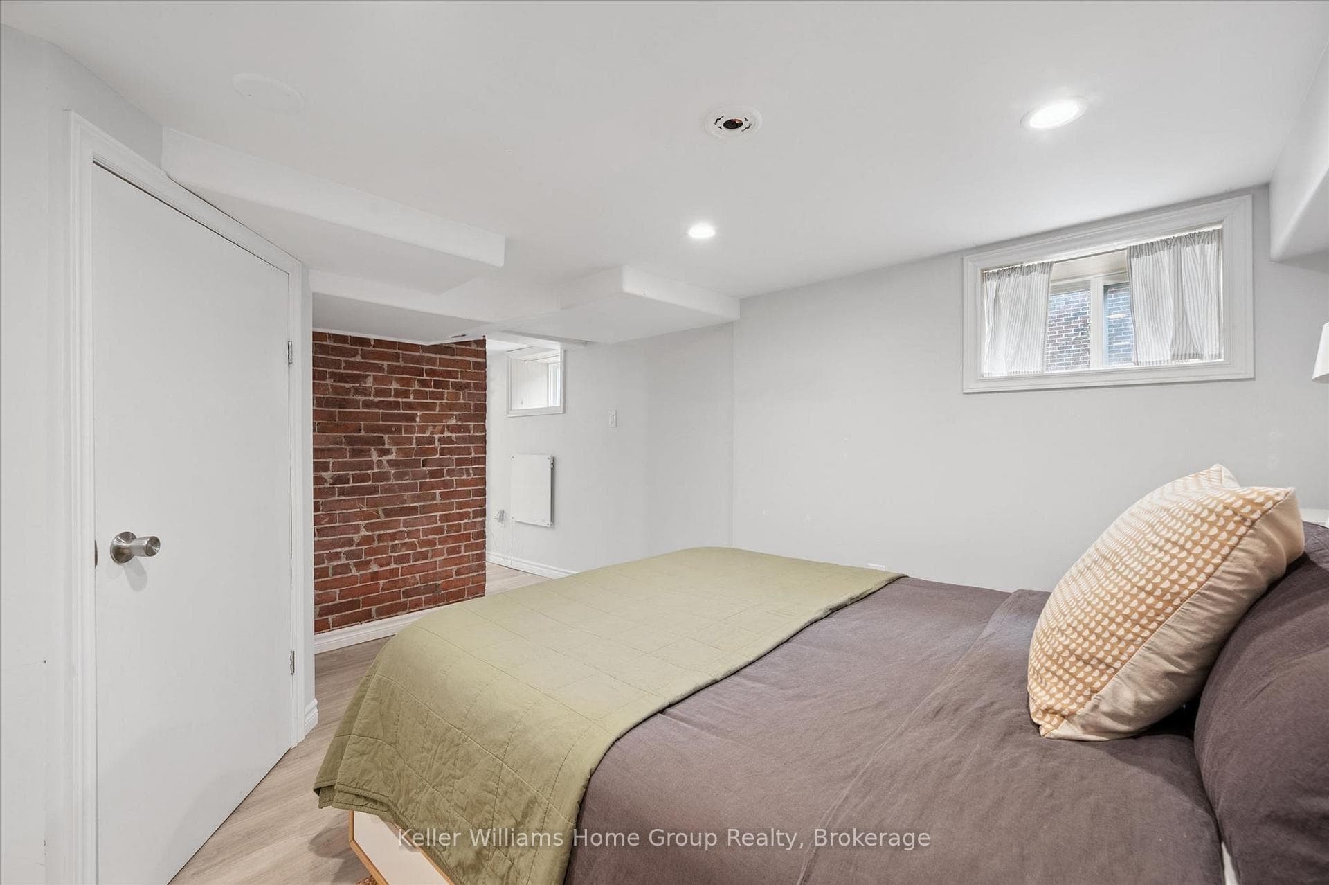 149 London Road photo 30