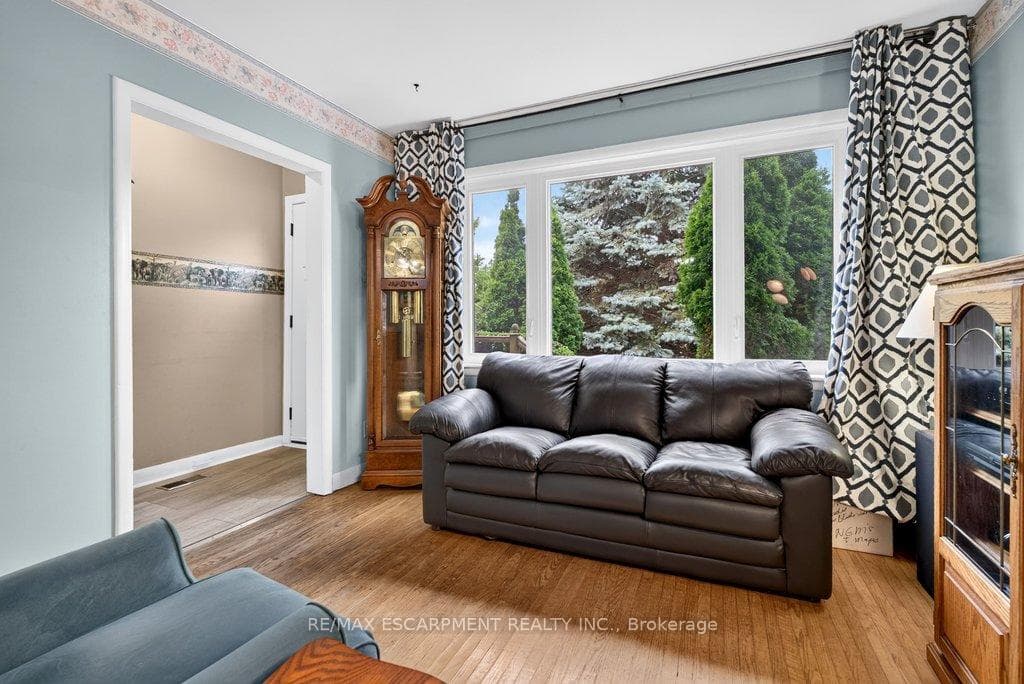 795 Drury Lane photo 8