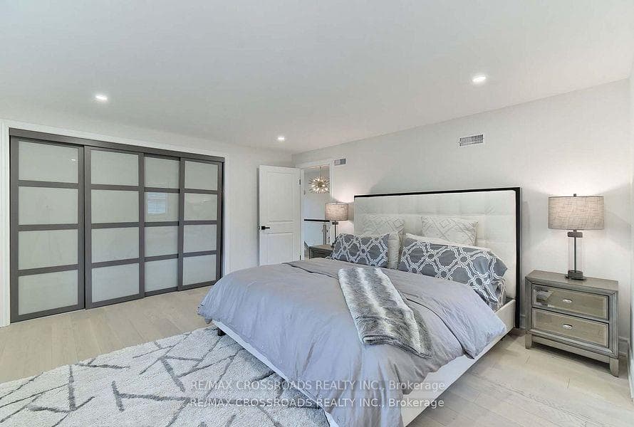 634 Brookside Drive photo 17