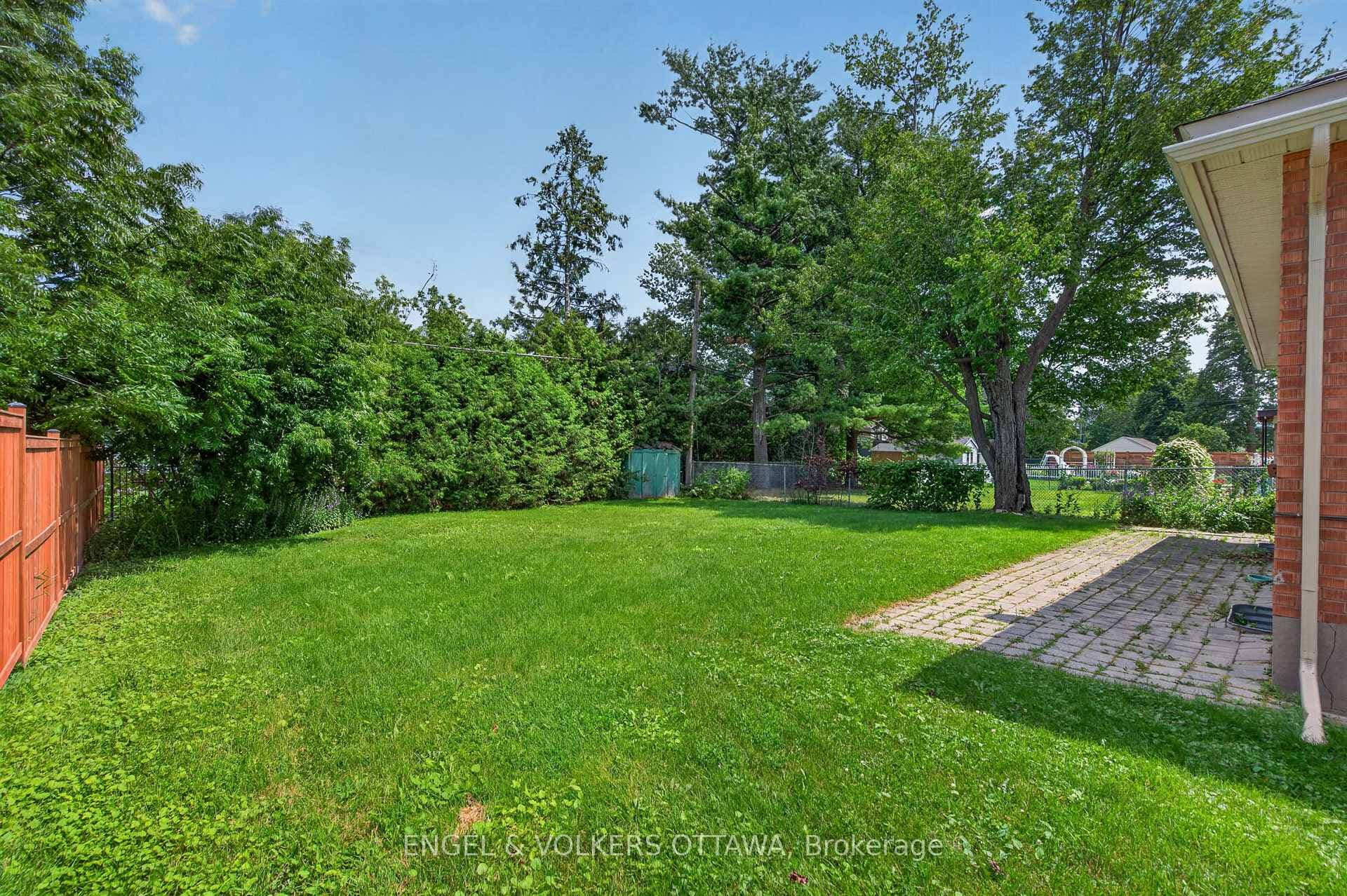 2445 Alta Vista Drive photo 28