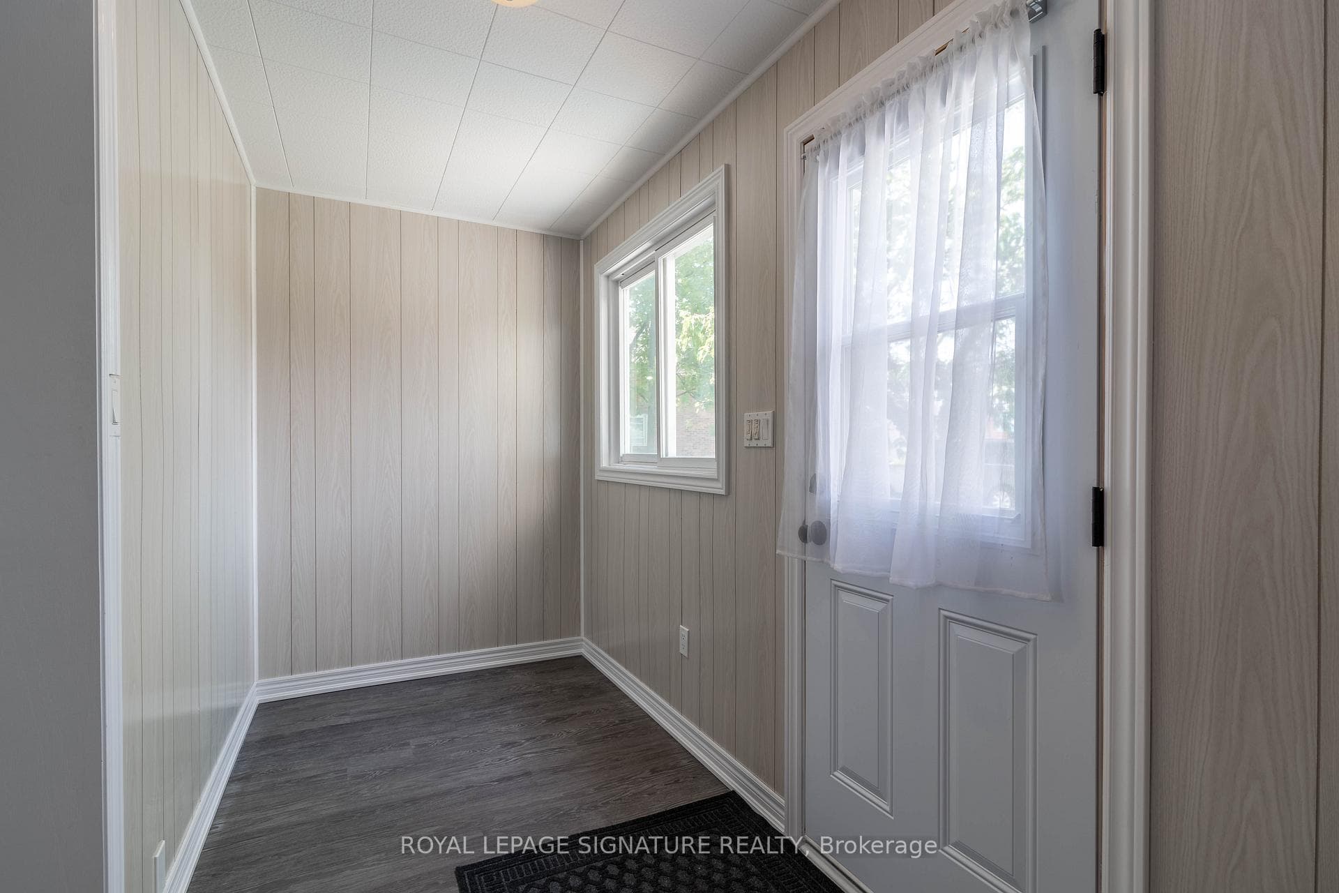 23 Sullivan Avenue photo 6