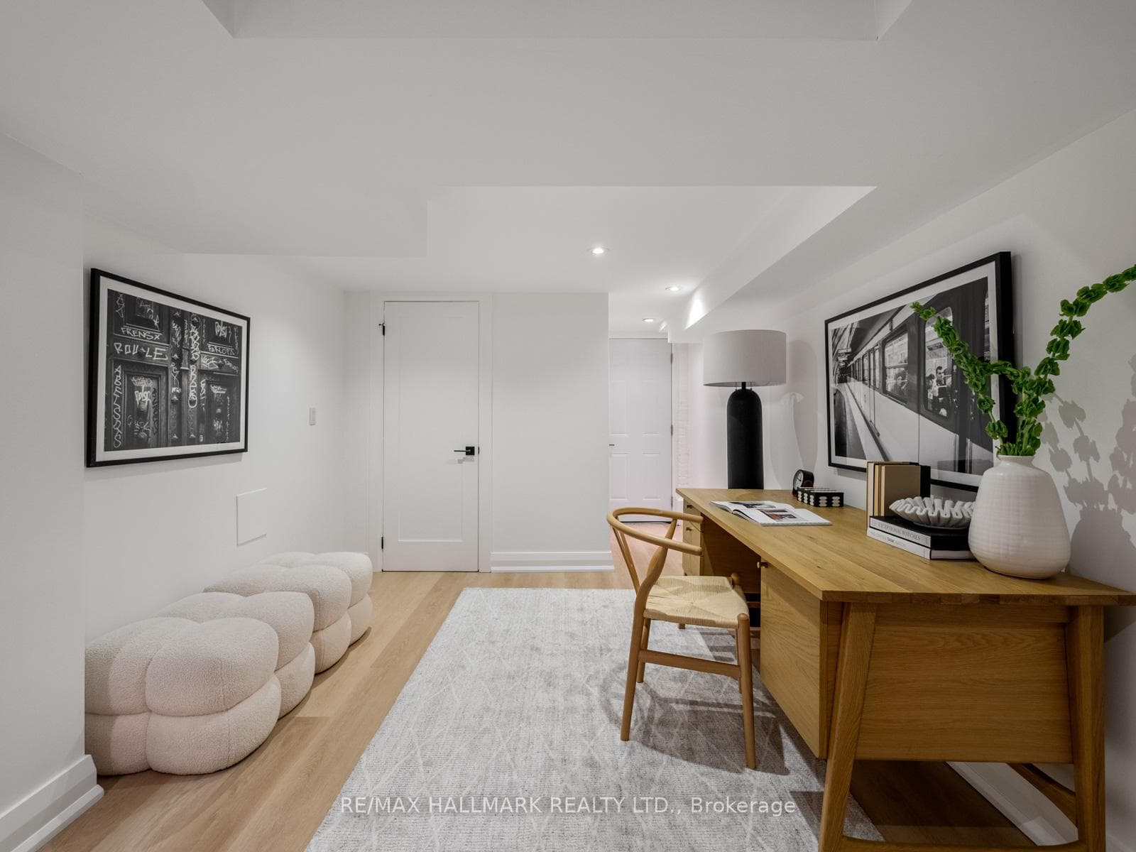 16 Bain Avenue photo 39